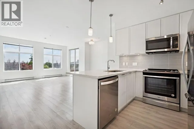101 - 828 GAUTHIER AVENUE, Coquitlam 3