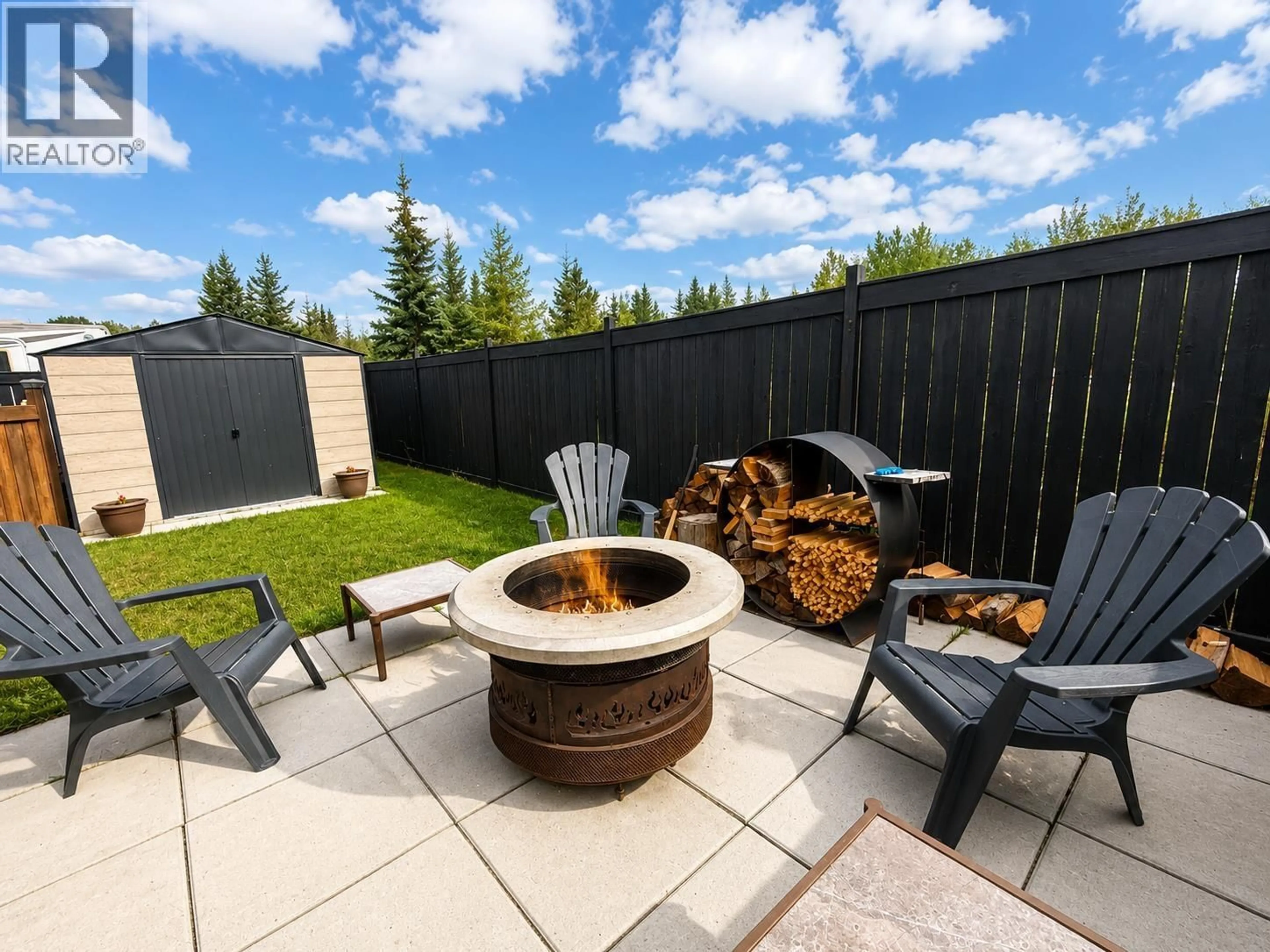 Patio, unknown for 22 STARLITER WAY, Smithers British Columbia V0J2N2