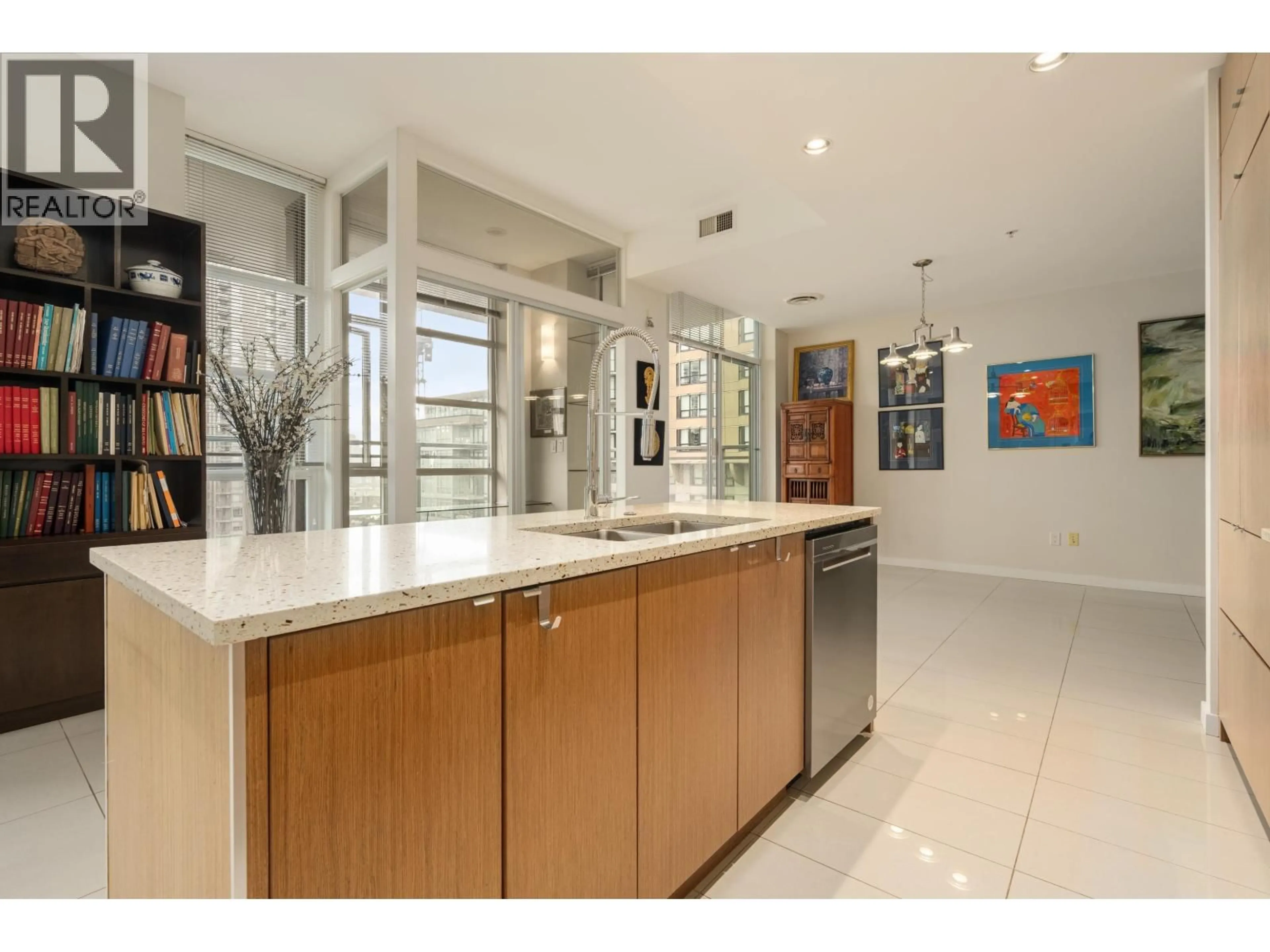 Open concept kitchen, ceramic/tile floor for 1404 - 1205 HOWE STREET, Vancouver British Columbia V6Z0B2