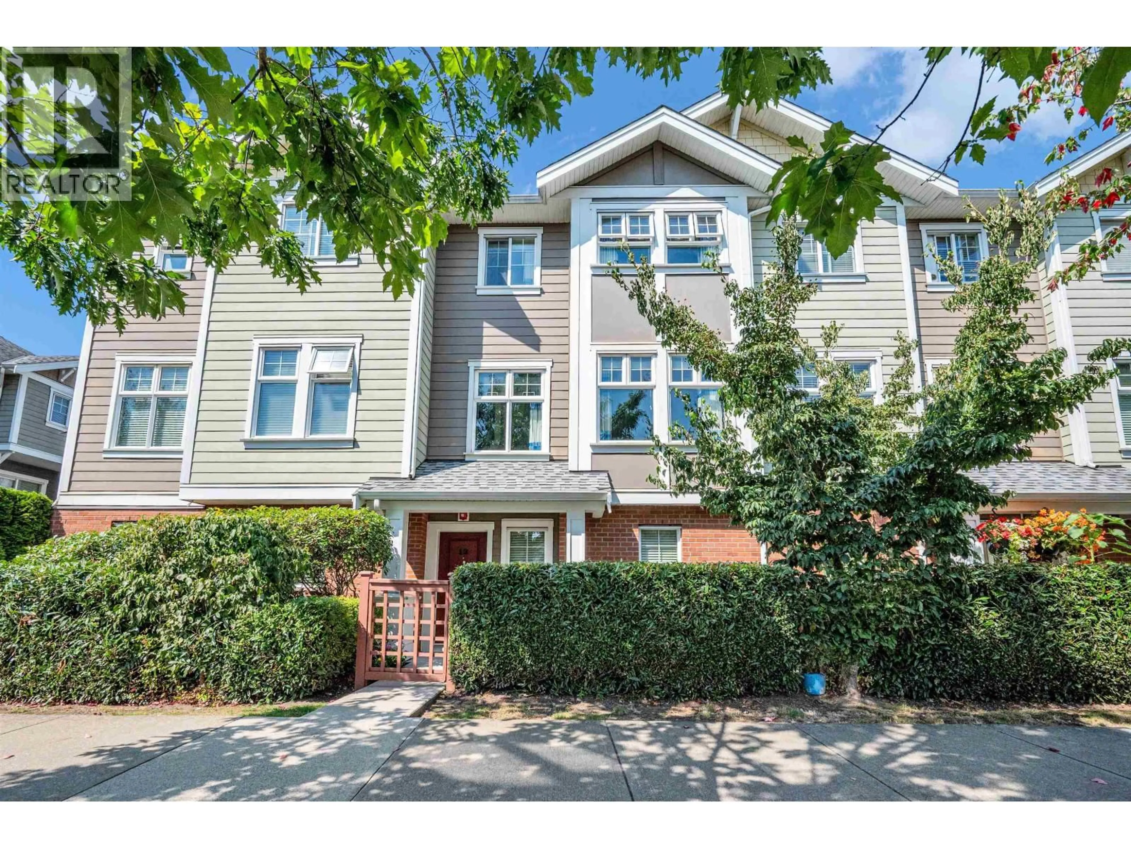 Unknown for 12 - 1135 EWEN AVENUE, New Westminster British Columbia V3M5E3
