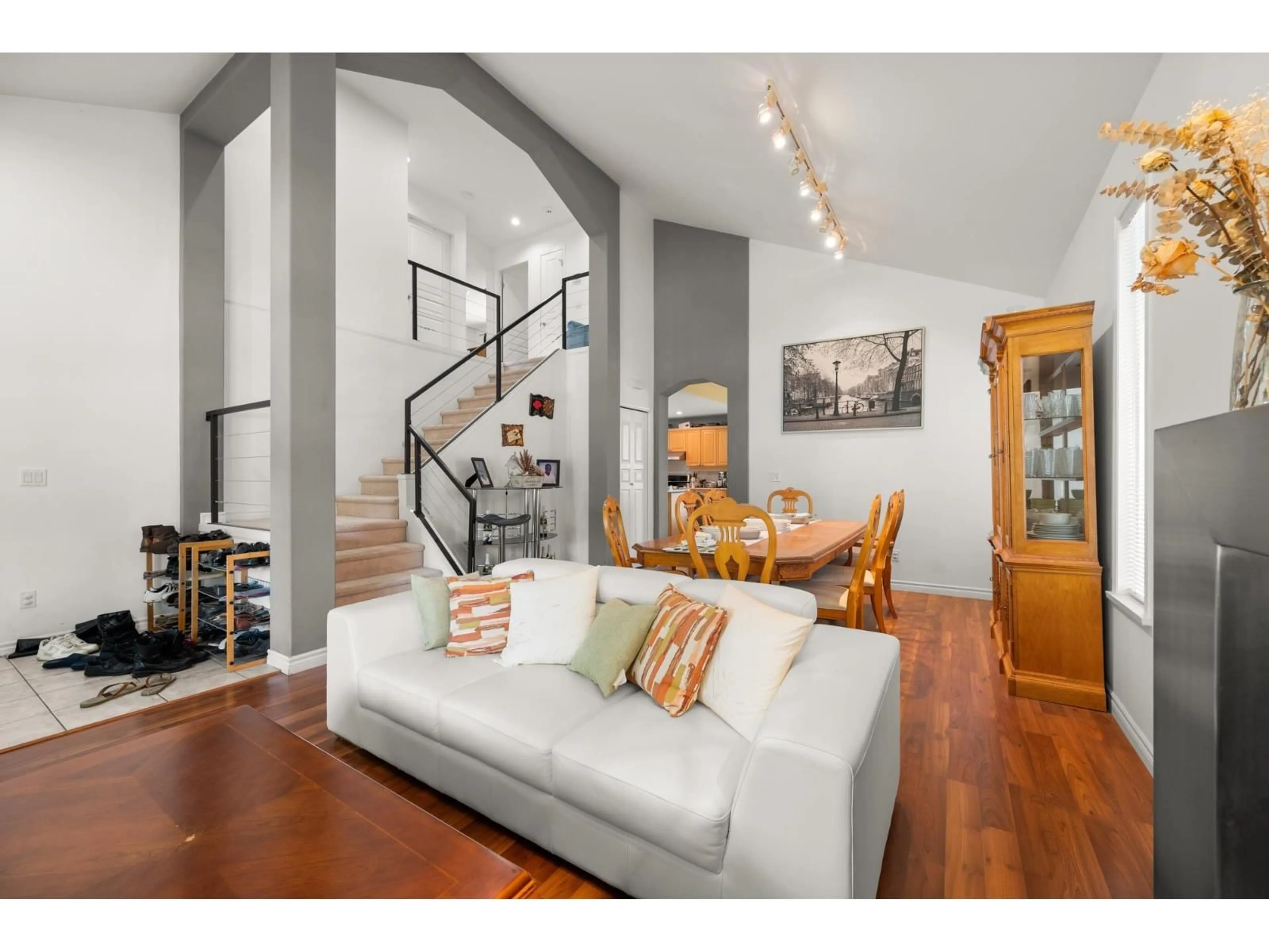 Living room with furniture, unknown for 7530 146 STREET, Surrey British Columbia V3S8T9