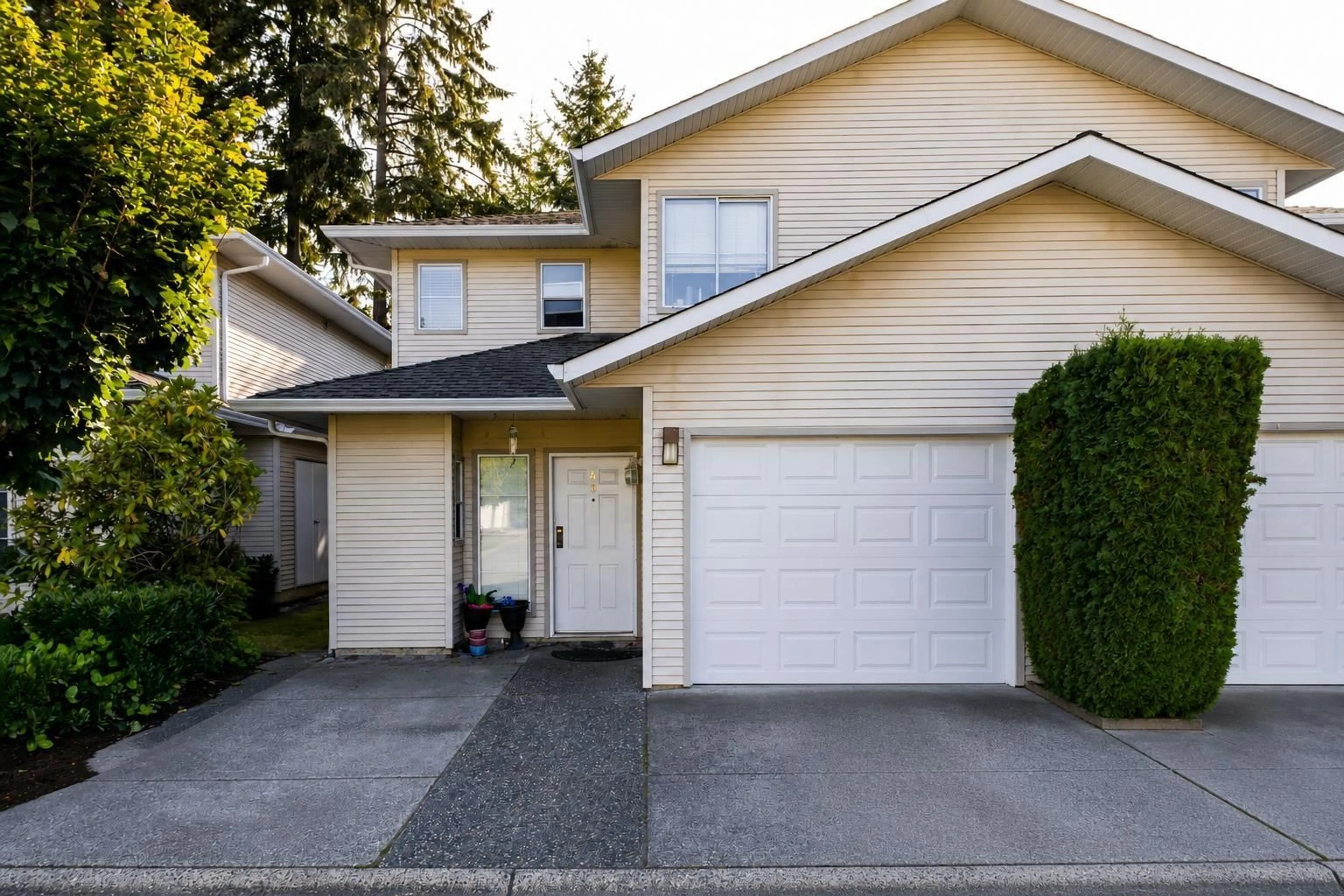Home with vinyl exterior material, street for 49 - 16016 82 AVENUE, Surrey British Columbia V4N0N7