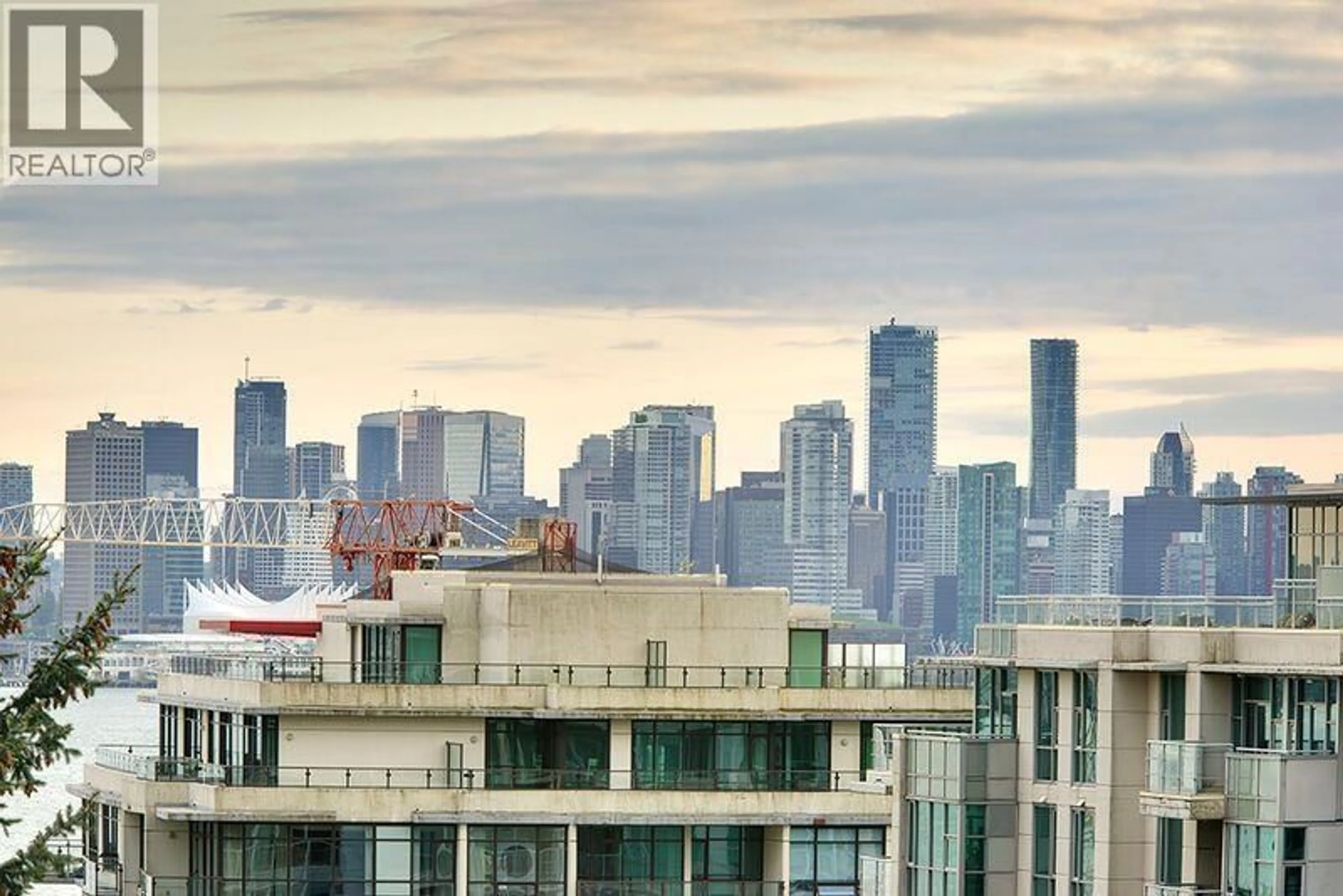 Blurry image for 701 - 145 ST GEORGES AVENUE, North Vancouver British Columbia V7L3G8