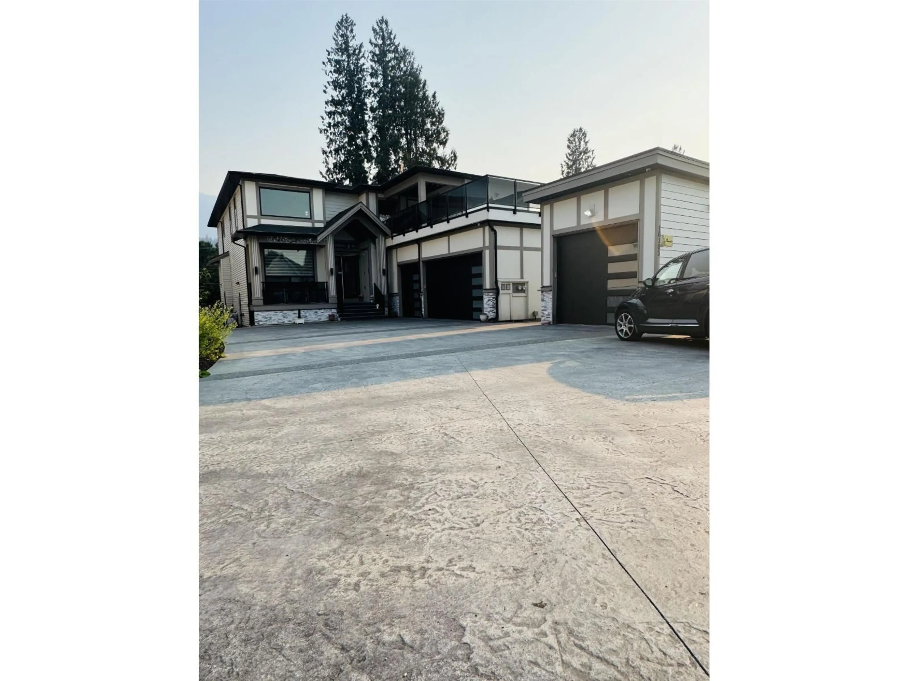 Indoor garage for 10103 ROYALWOOD BOULEVARD, Rosedale British Columbia V0X1X1