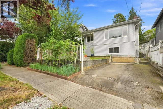 4820 MOSS STREET, Vancouver 2