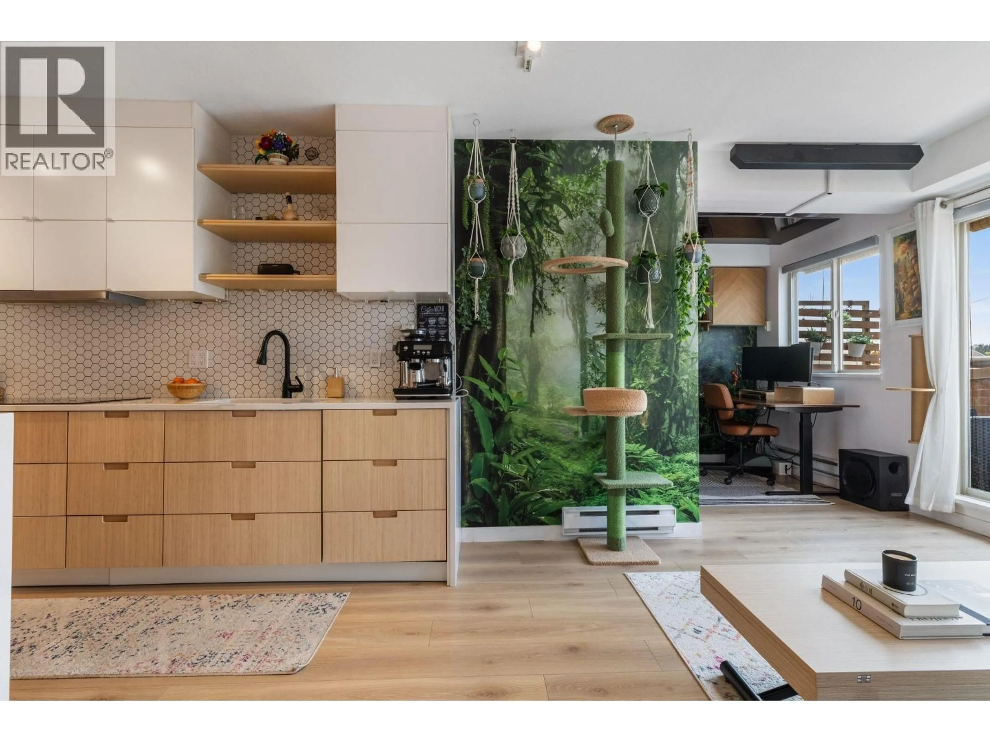 Open concept kitchen, unknown for PH10 - 702 KING EDWARD AVENUE, Vancouver British Columbia V5V0A9