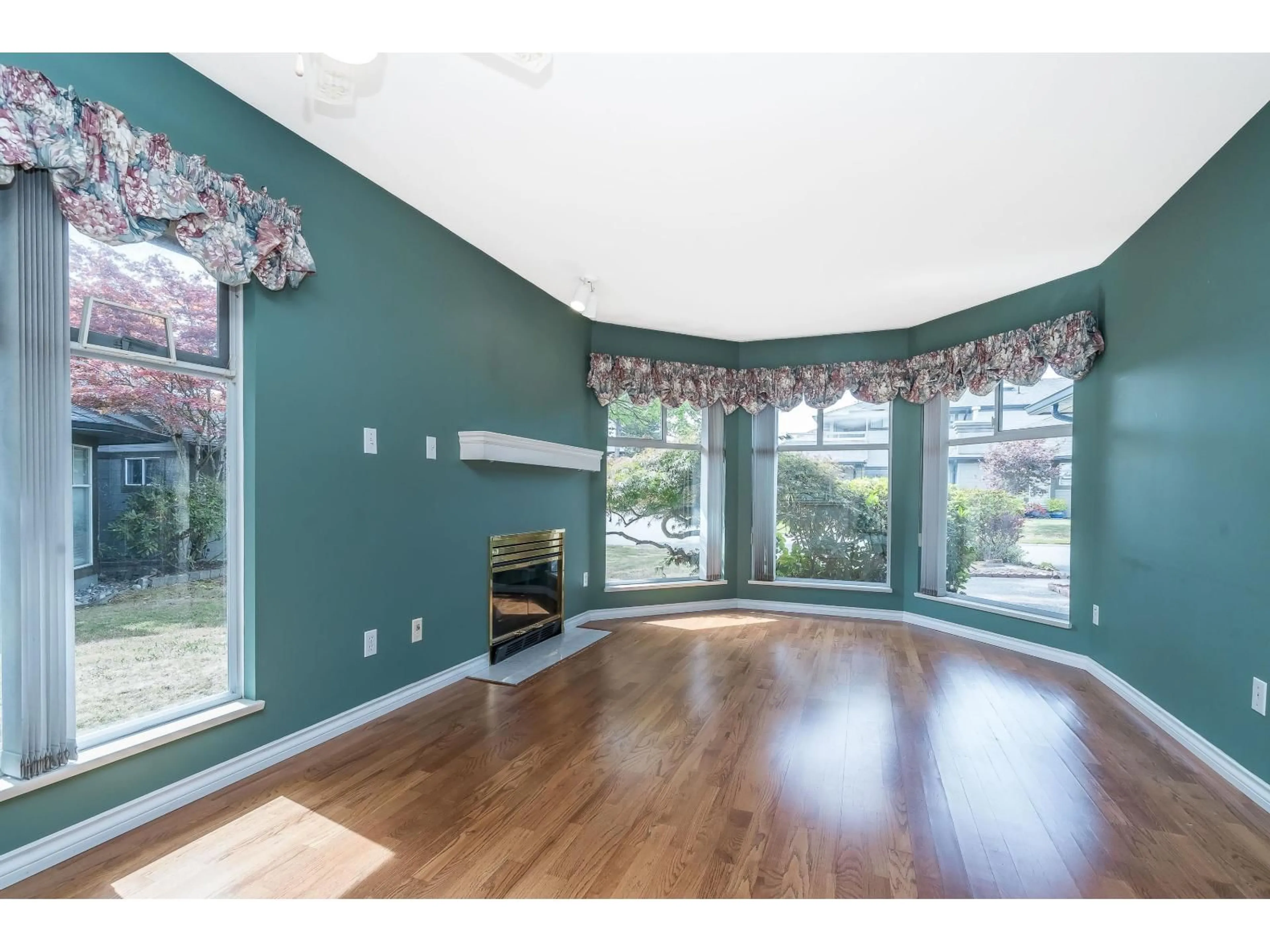 Unknown for 165 - 16080 82 AVENUE, Surrey British Columbia V4N0N6