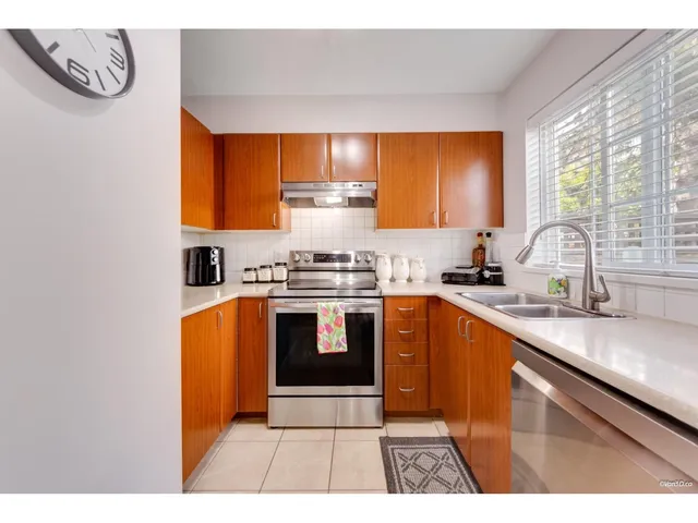 18 - 14855 100 AVENUE, Surrey 5