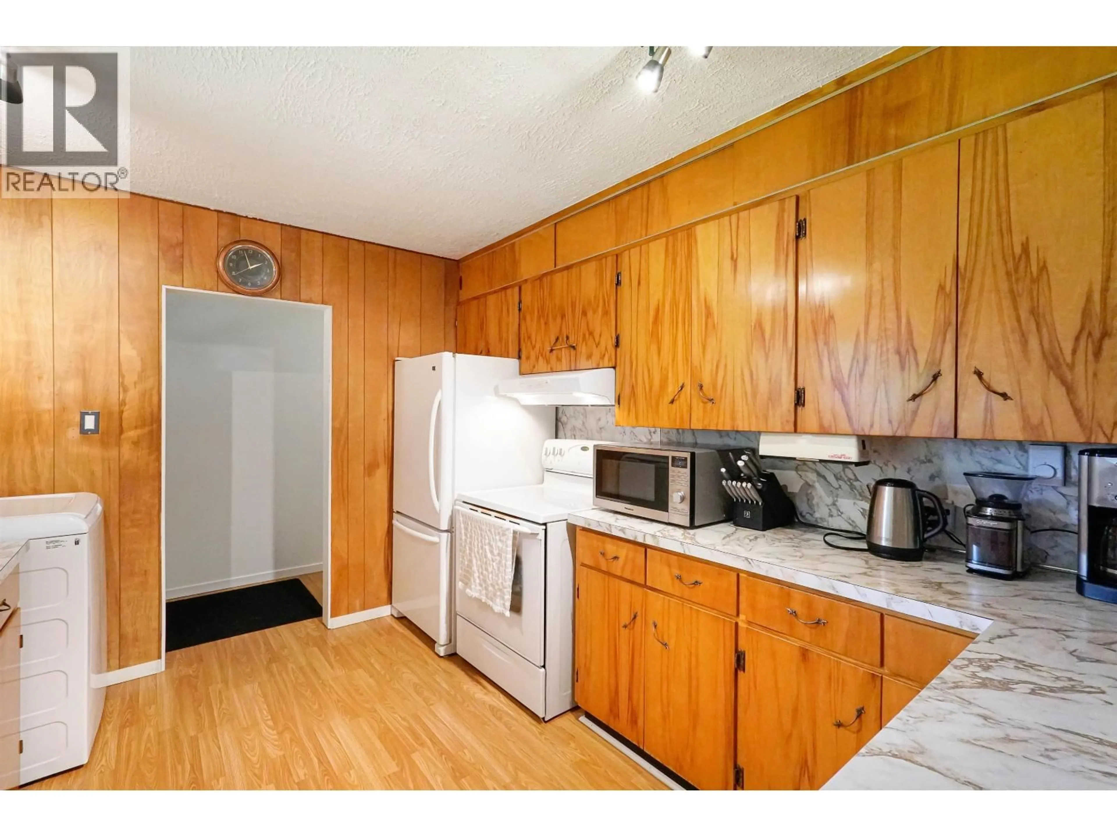 Standard kitchen, wood/laminate floor for 90 KECHIKA STREET, Kitimat British Columbia V8C1Y8