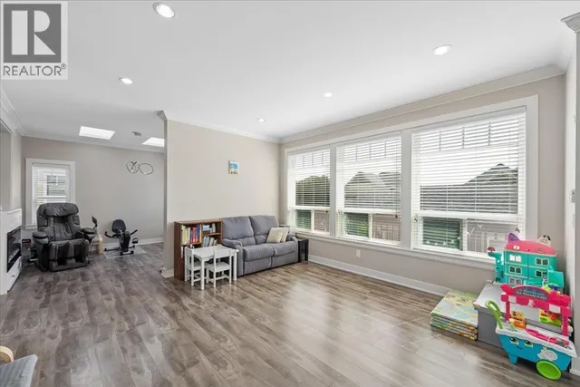 101 - 910 DELESTRE AVENUE, Coquitlam 5