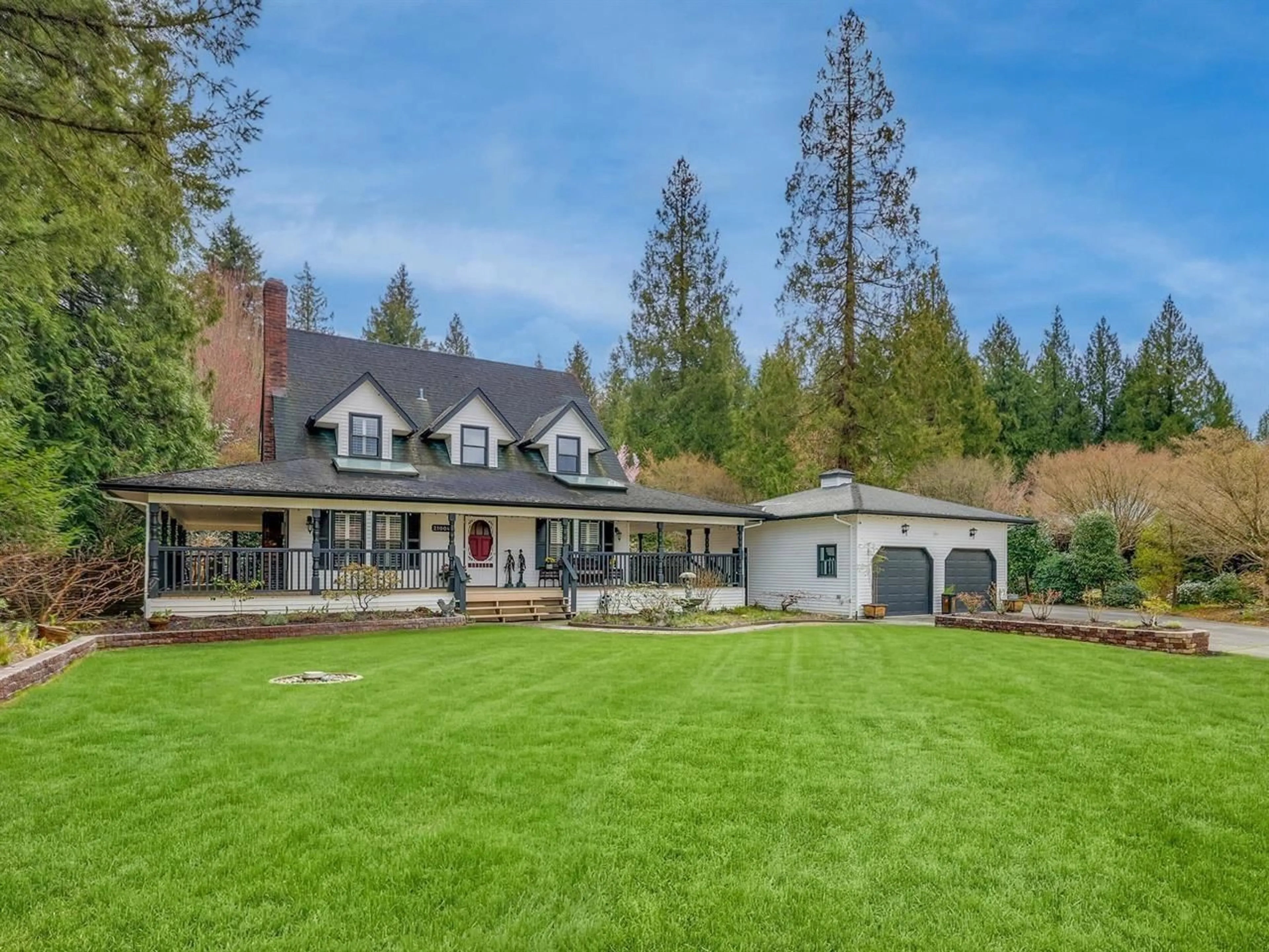 Home with vinyl exterior material, unknown for 21004 43 AVENUE, Langley British Columbia V3A5X5