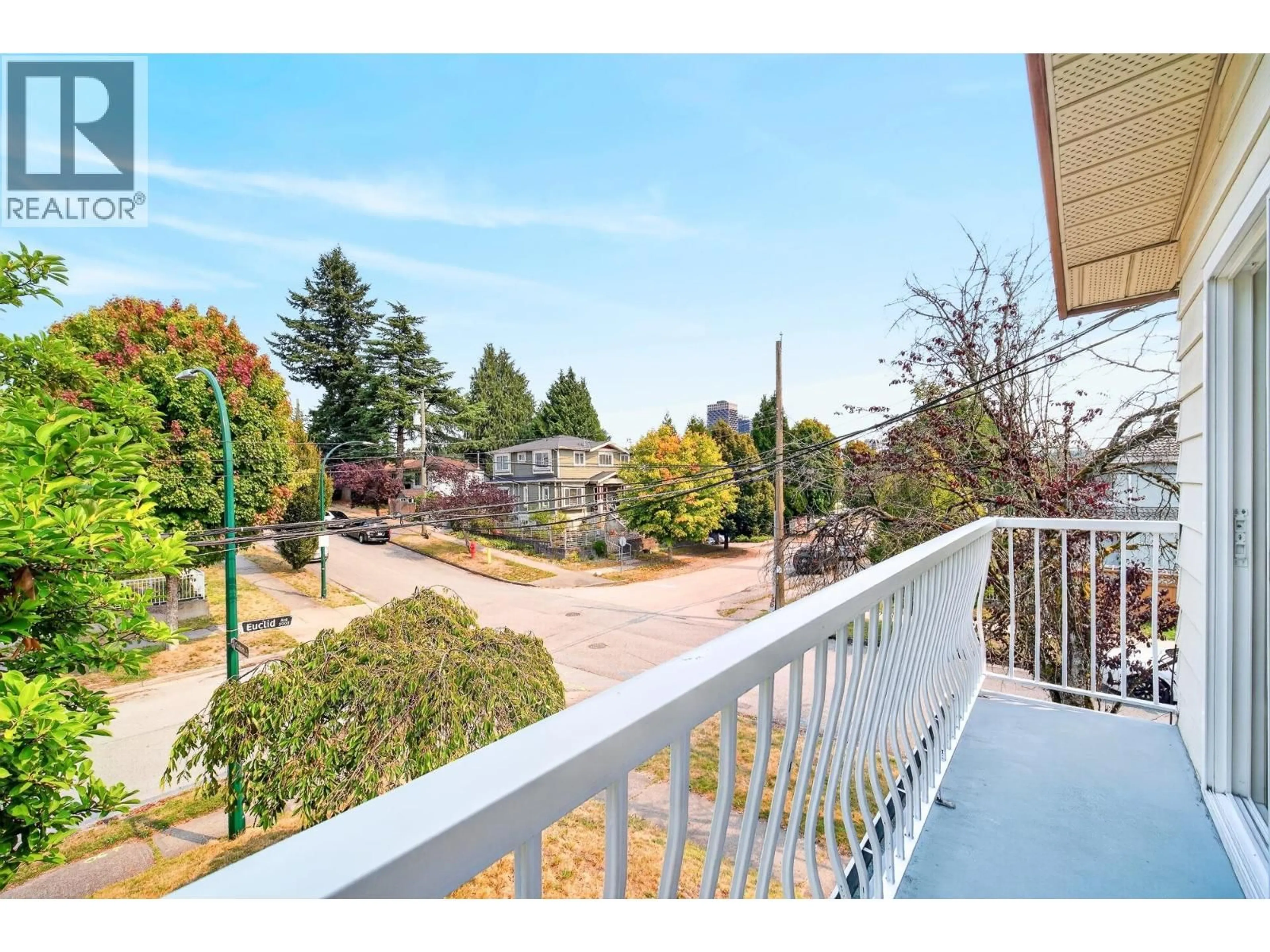 Patio, unknown for 3060 EUCLID AVENUE, Vancouver British Columbia V5R5E2