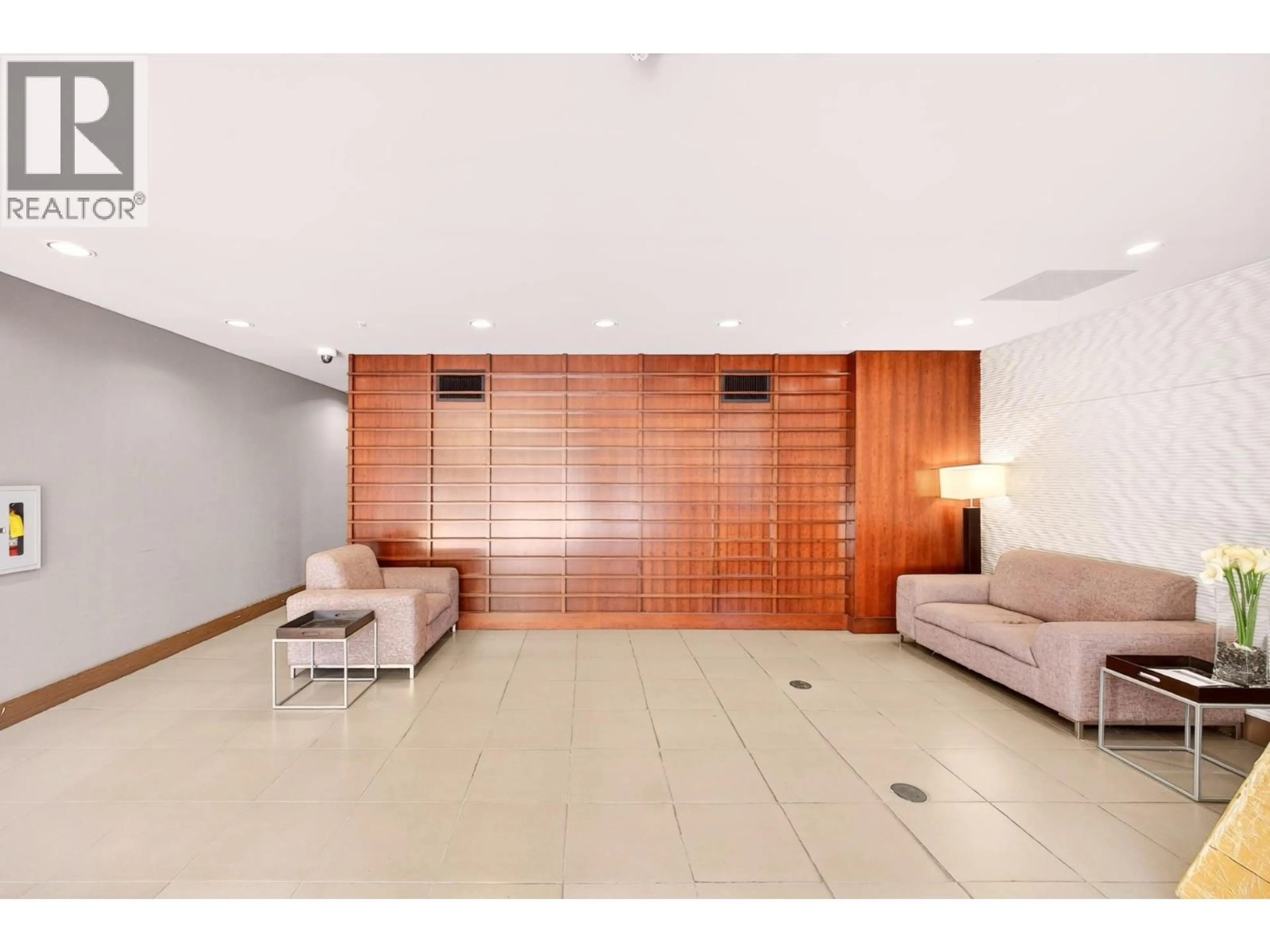 Lobby for 606 - 8280 LANSDOWNE ROAD, Richmond British Columbia V6X0B2