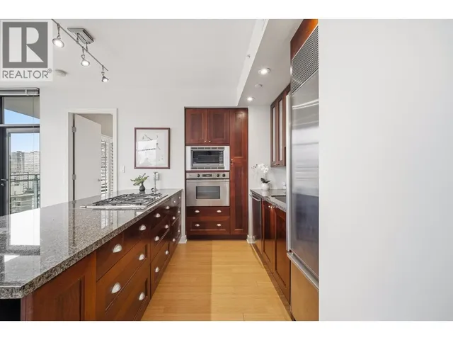 1602 - 1863 ALBERNI STREET, Vancouver 4