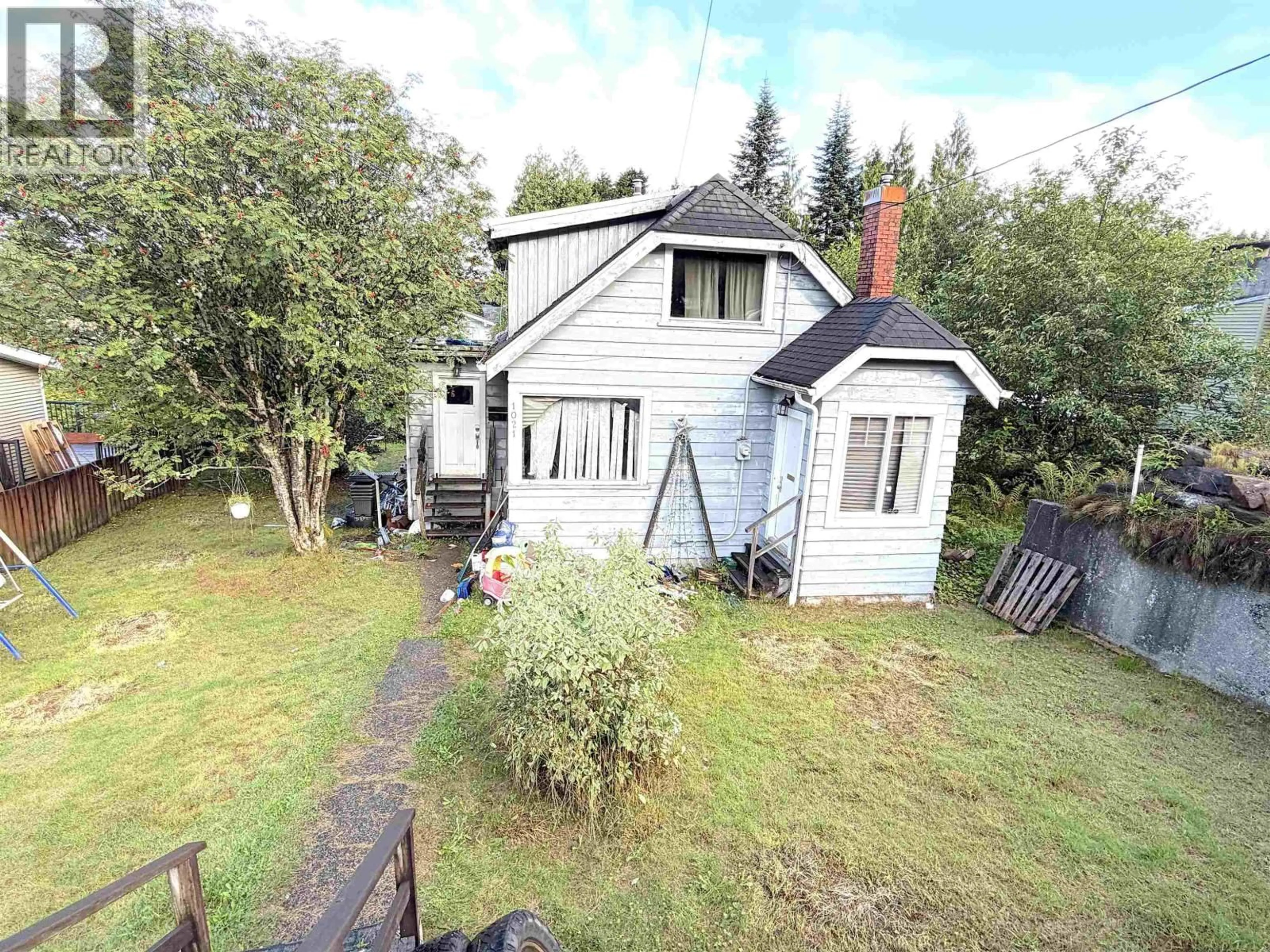 A pic from outside/outdoor area/front of a property/back of a property/a pic from drone, building for 1021 6TH AVENUE, Prince Rupert British Columbia V8J1X7