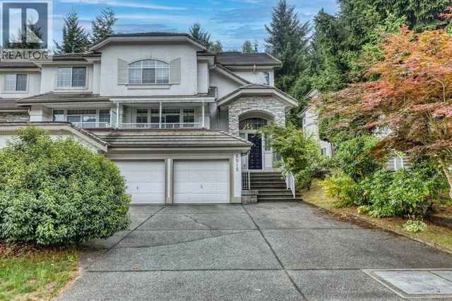 2015 PARKWAY BOULEVARD, Coquitlam 2
