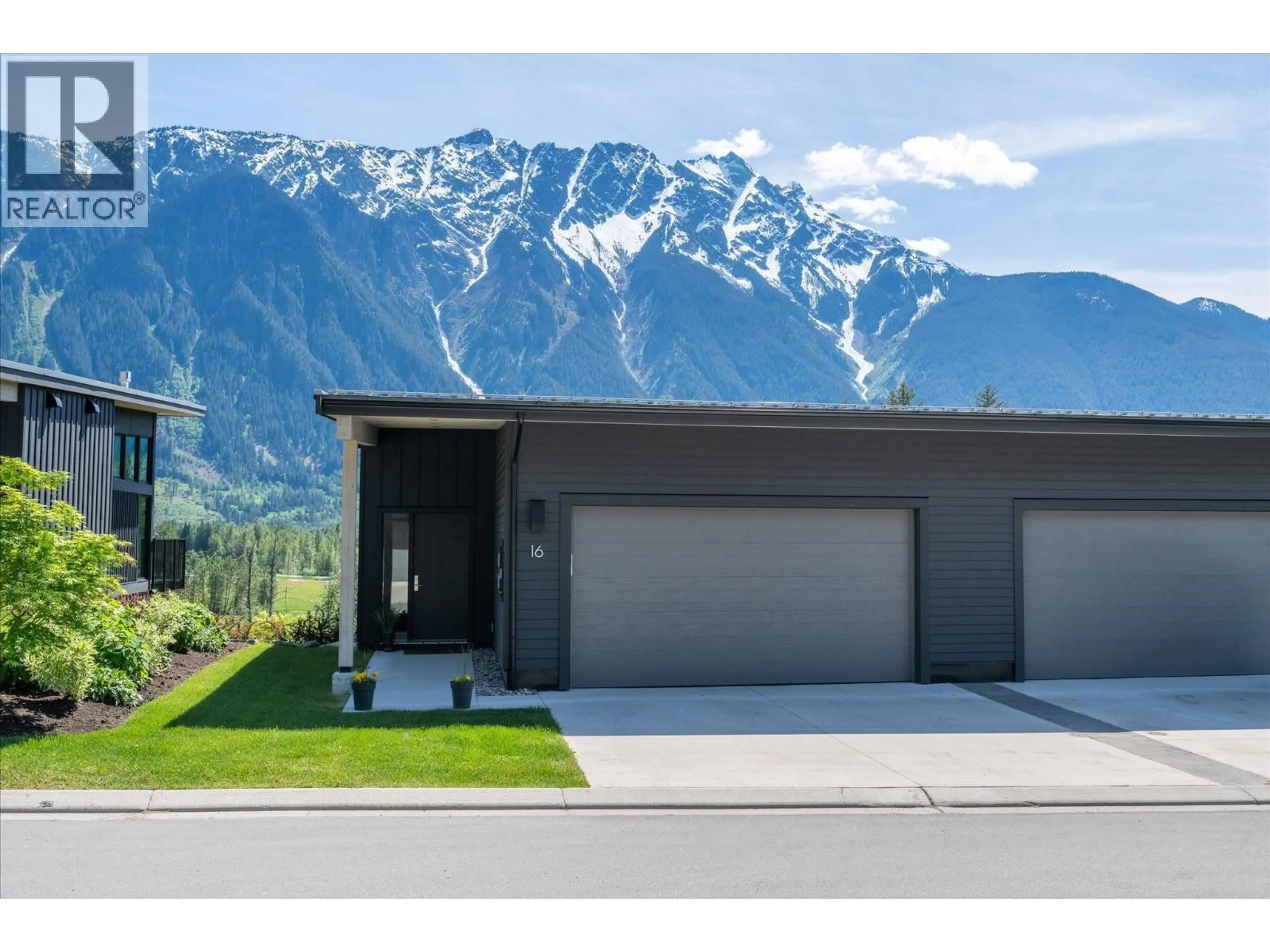 Unknown for 16 - 4000 SUNSTONE WAY, Pemberton British Columbia V0N2L3