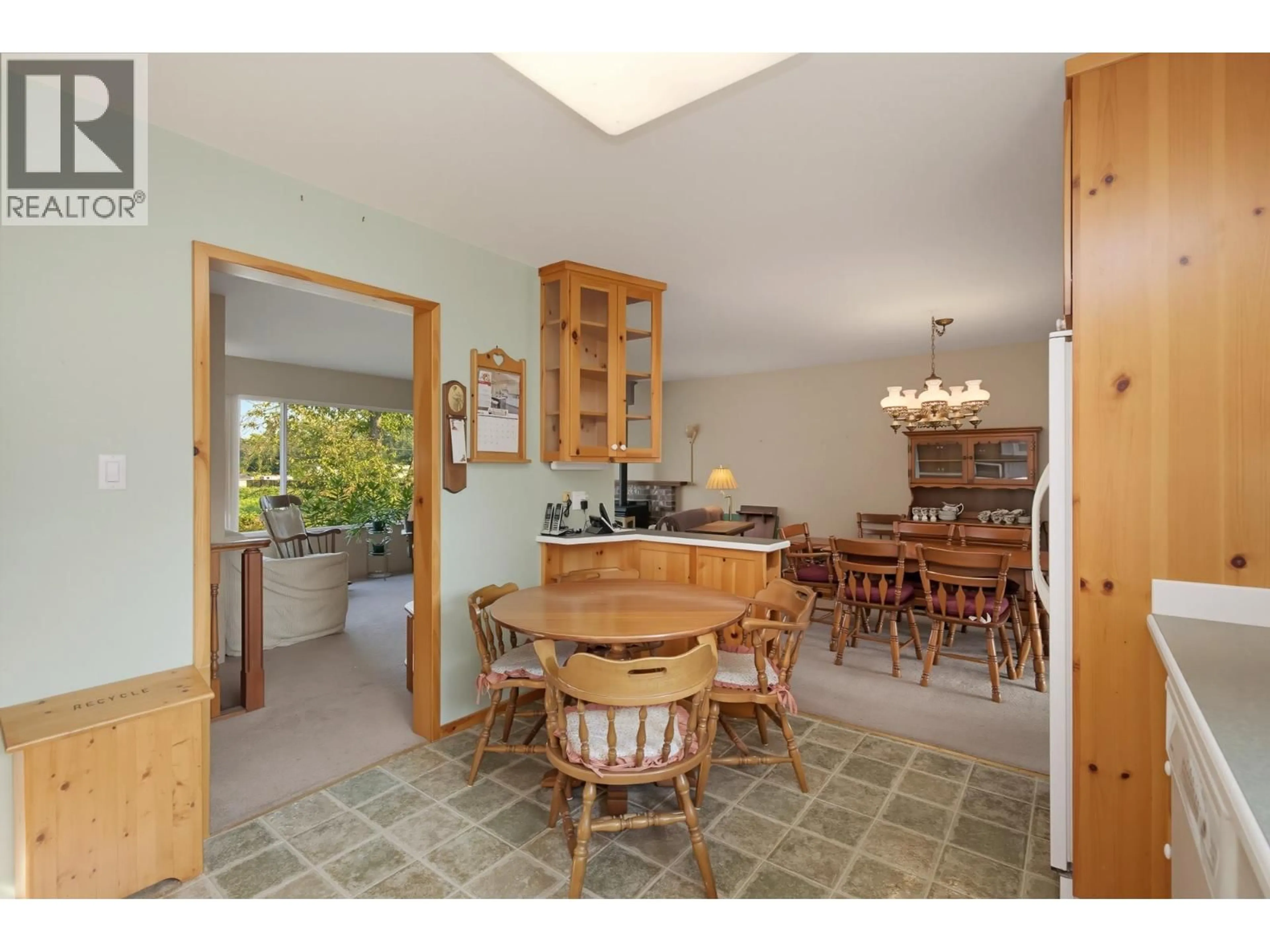 Dining room, unknown for 3543 DEVON ROAD, Port Coquitlam British Columbia V3E3G1