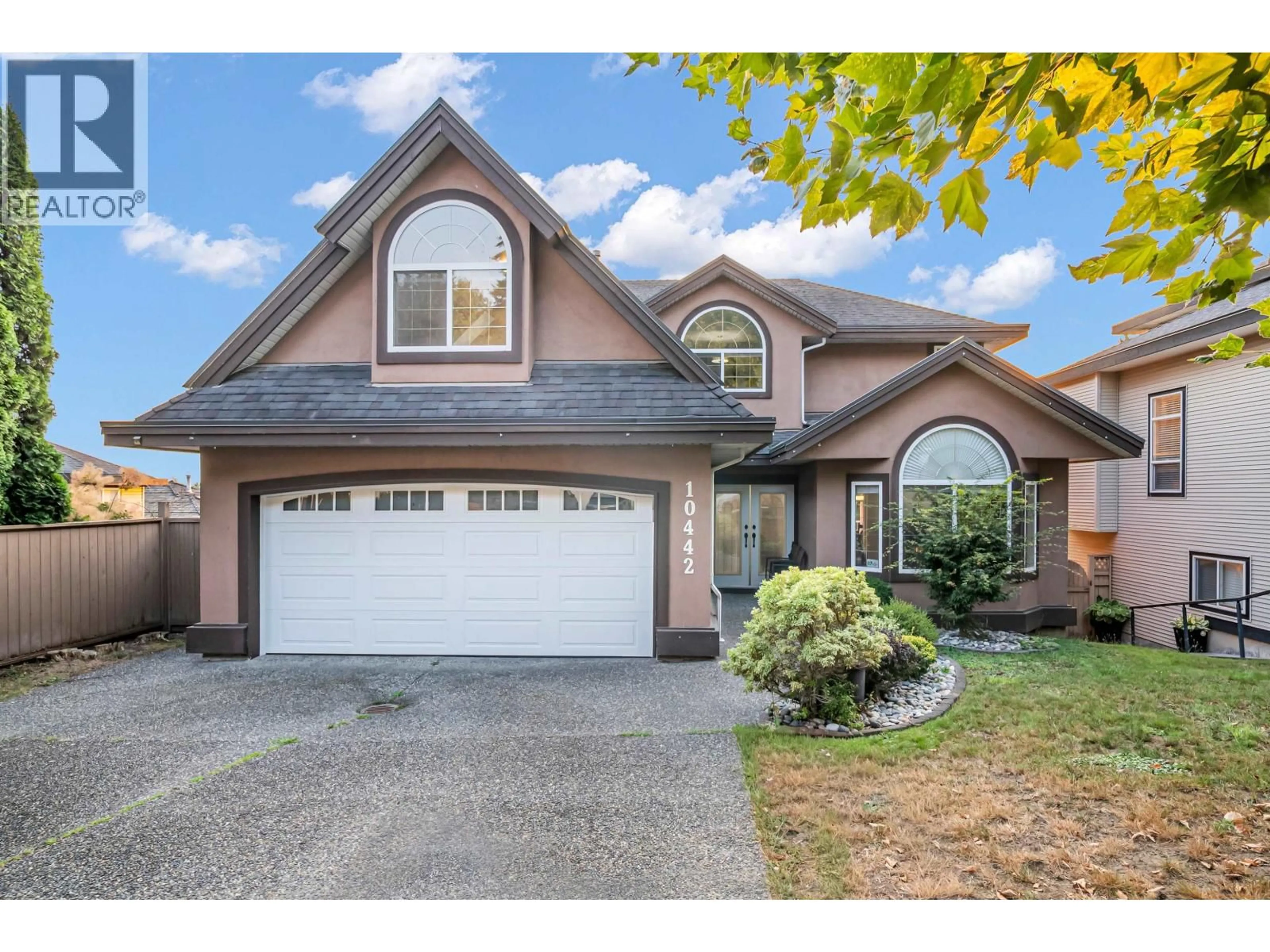Home with vinyl exterior material, street for 10442 TAMARACK CRESCENT, Maple Ridge British Columbia V2W1B5
