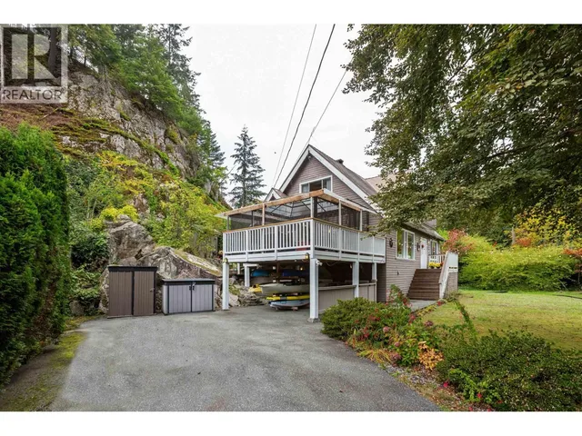 5607 EAGLE HARBOUR ROAD, West Vancouver 2
