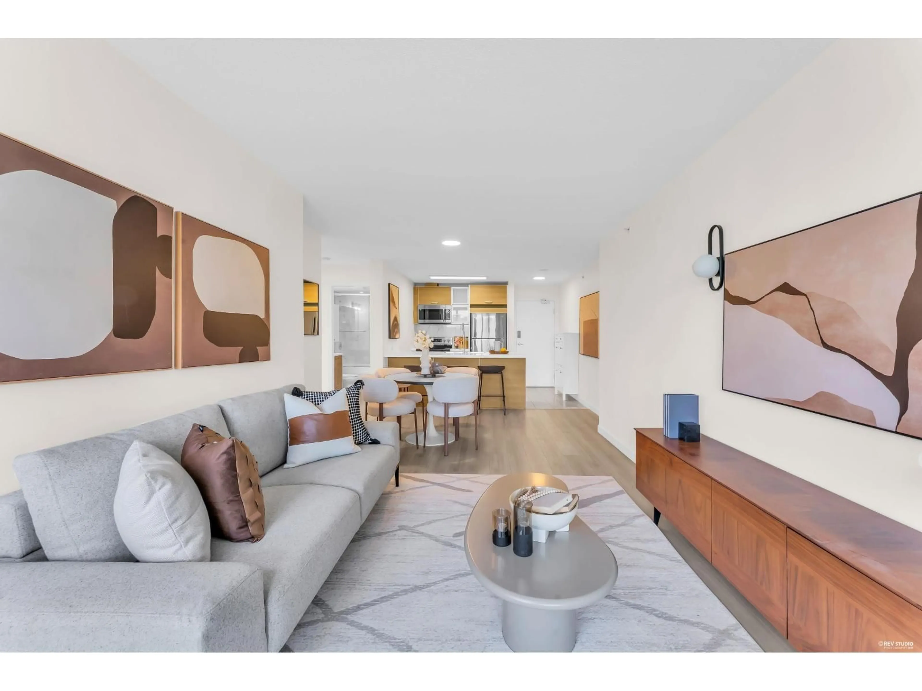Living room with furniture, unknown for 209 - 9981 WHALLEY BOULEVARD, Surrey British Columbia V3T0G6