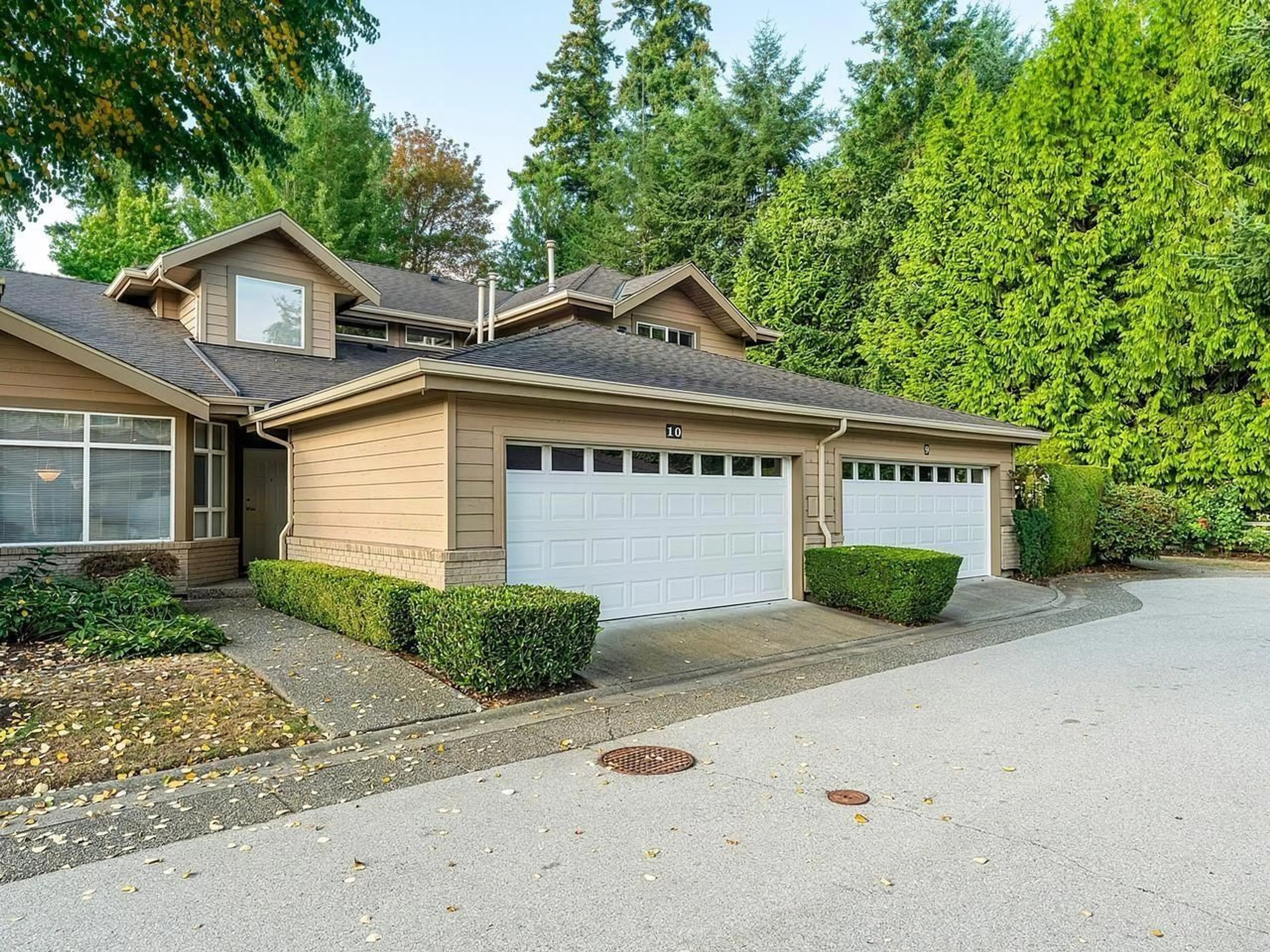 Unknown for 10 - 15168 22ND AVENUE, Surrey British Columbia V4A9T4
