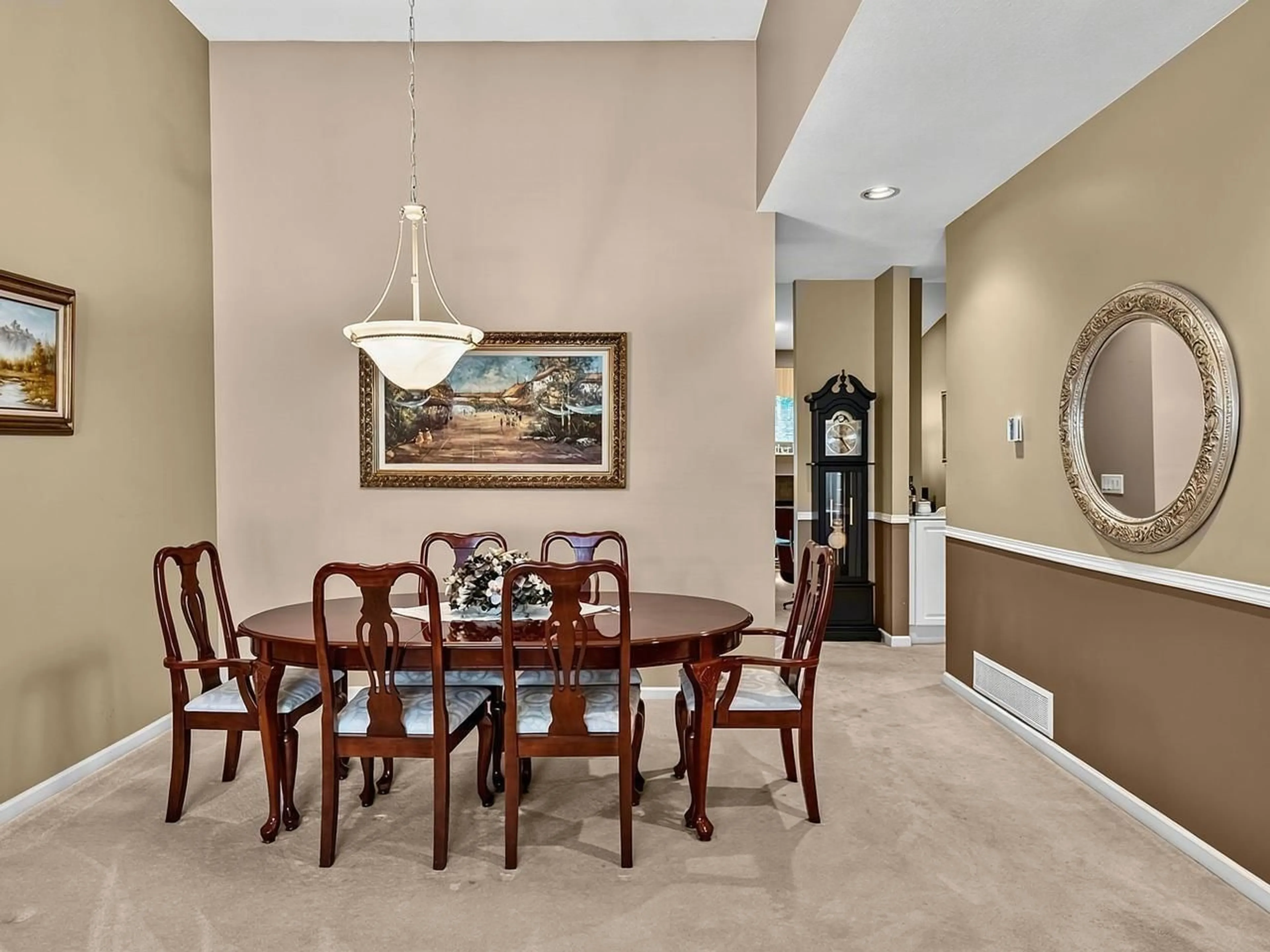 Dining room, unknown for 10 - 15168 22ND AVENUE, Surrey British Columbia V4A9T4