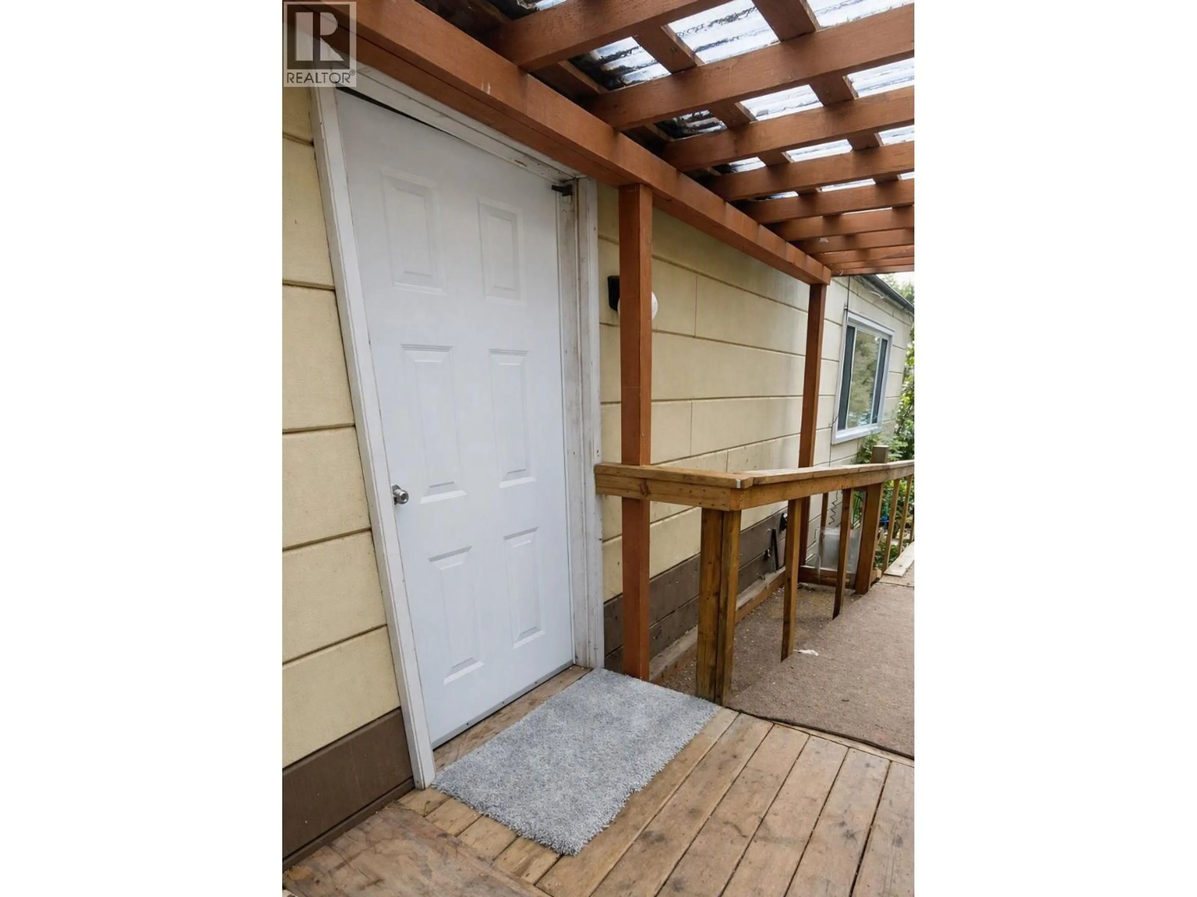 Patio, street for 17 - 2123 RIVERSIDE DRIVE, Smithers British Columbia V0J2N0