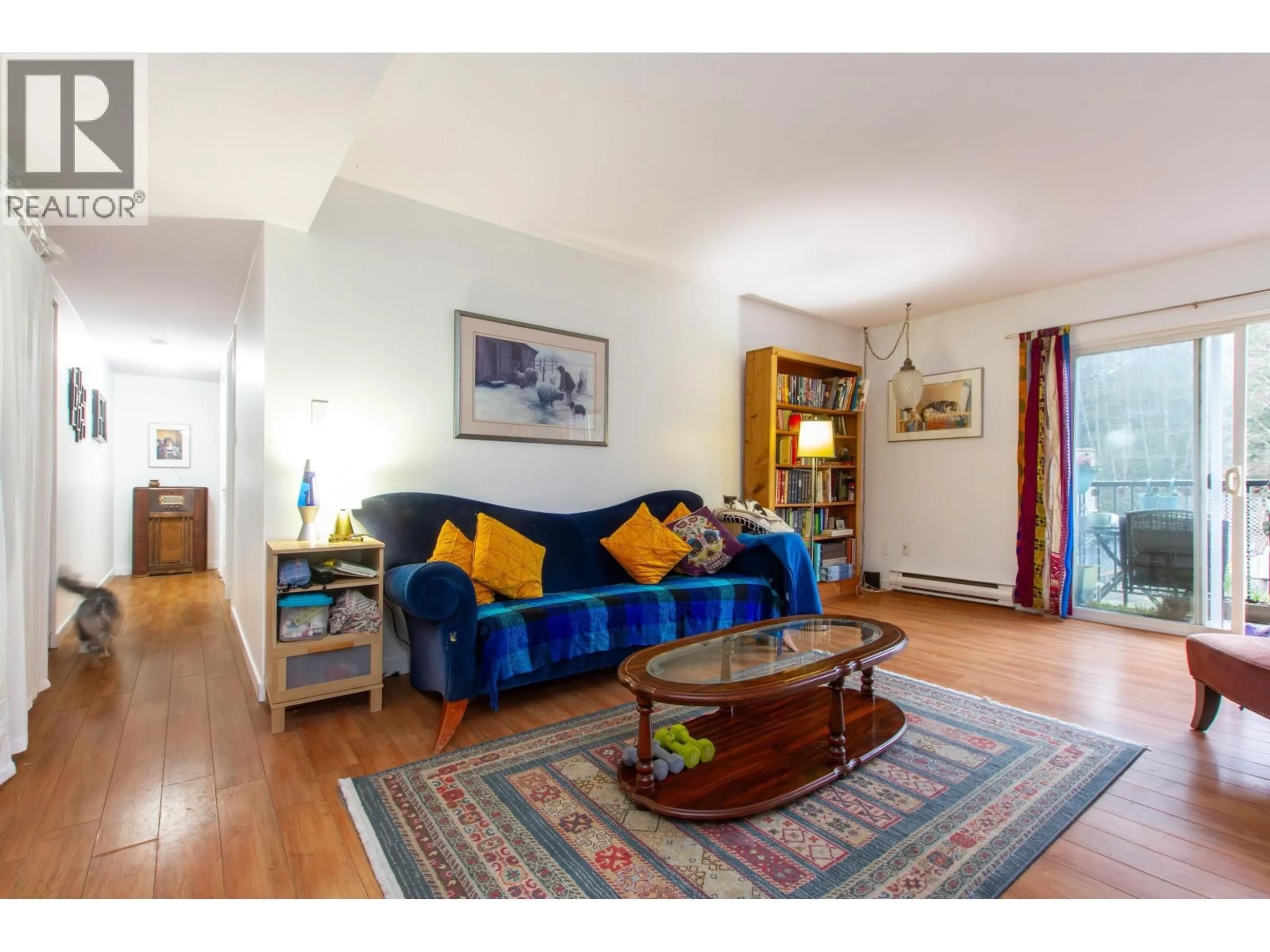 Living room with furniture, unknown for 35 - 38175 WESTWAY AVENUE, Squamish British Columbia V8B0A5