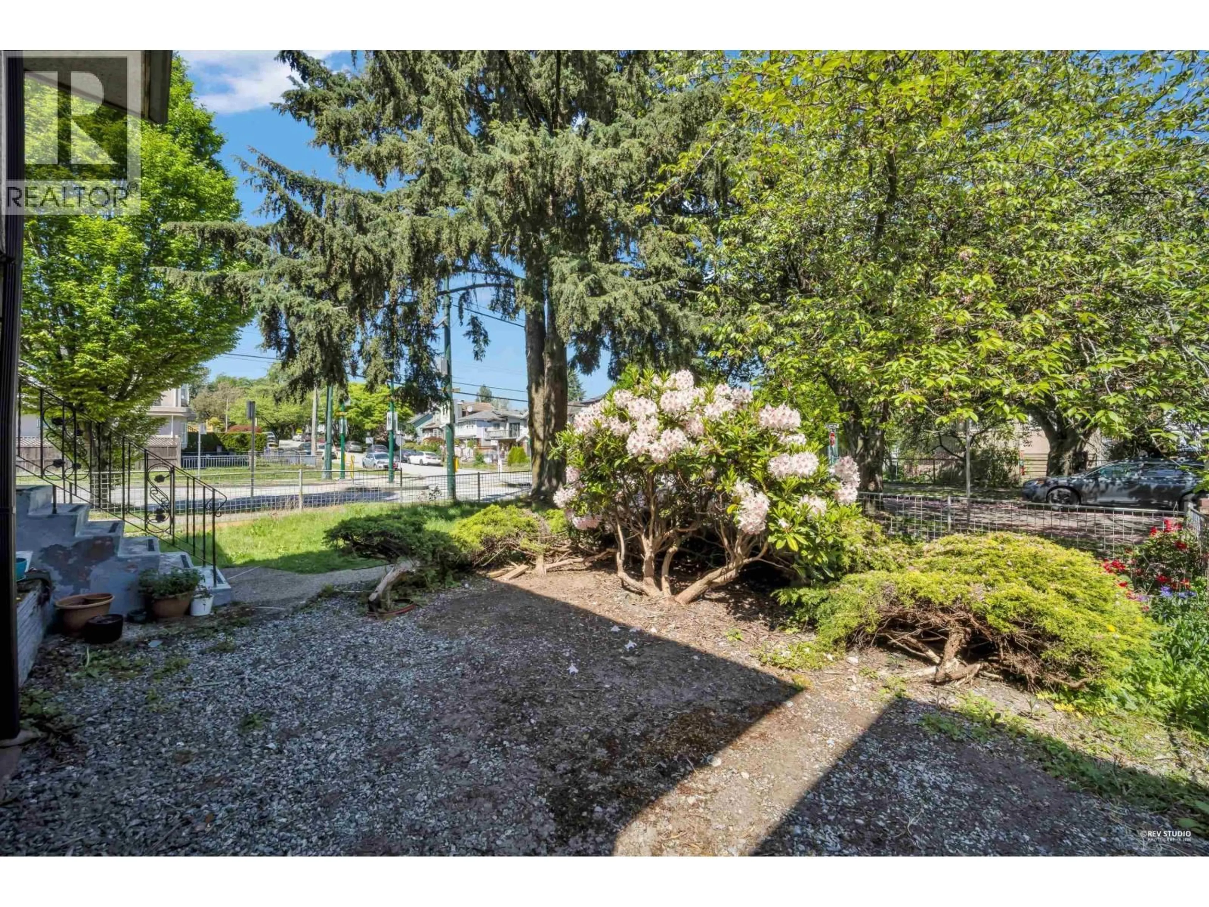 Unknown for 3006 27TH AVENUE, Vancouver British Columbia V5R1P2