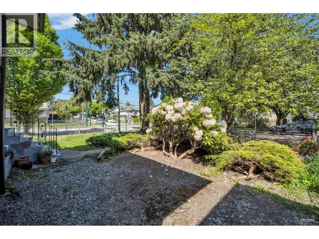 3006 27TH AVENUE, Vancouver 3