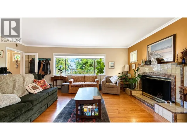 624 30TH AVENUE, Vancouver 3