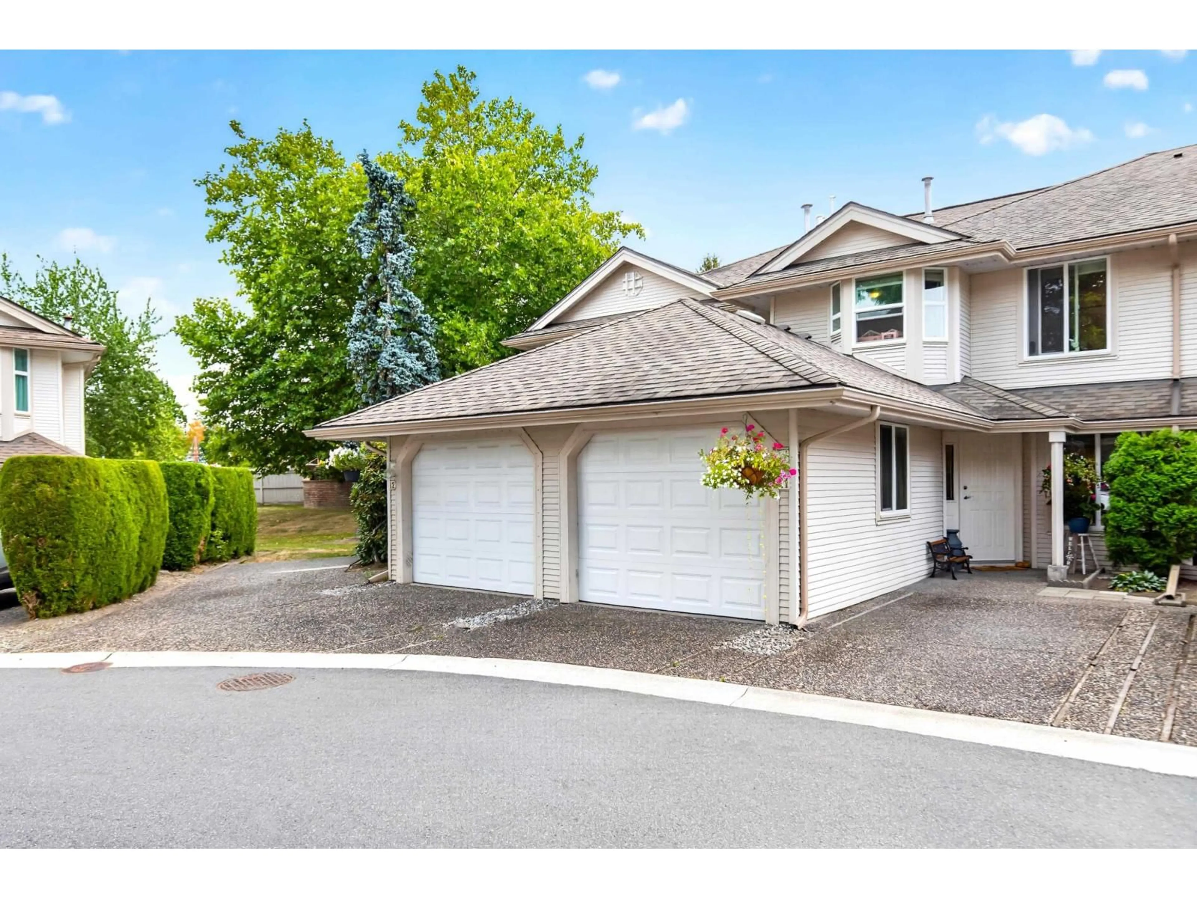 Unknown for 11 - 9045 WALNUT GROVE DRIVE, Langley British Columbia V1M2E1