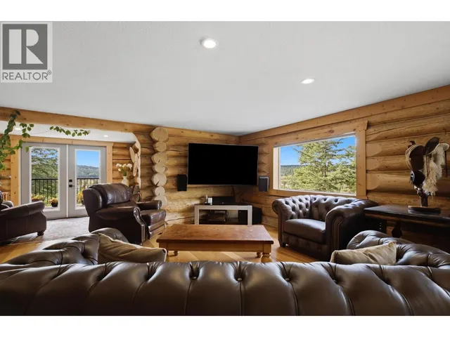 2635 BASARABA ROAD, Williams Lake 2
