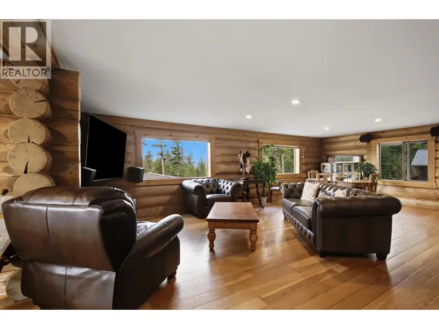 2635 BASARABA ROAD, Williams Lake 3