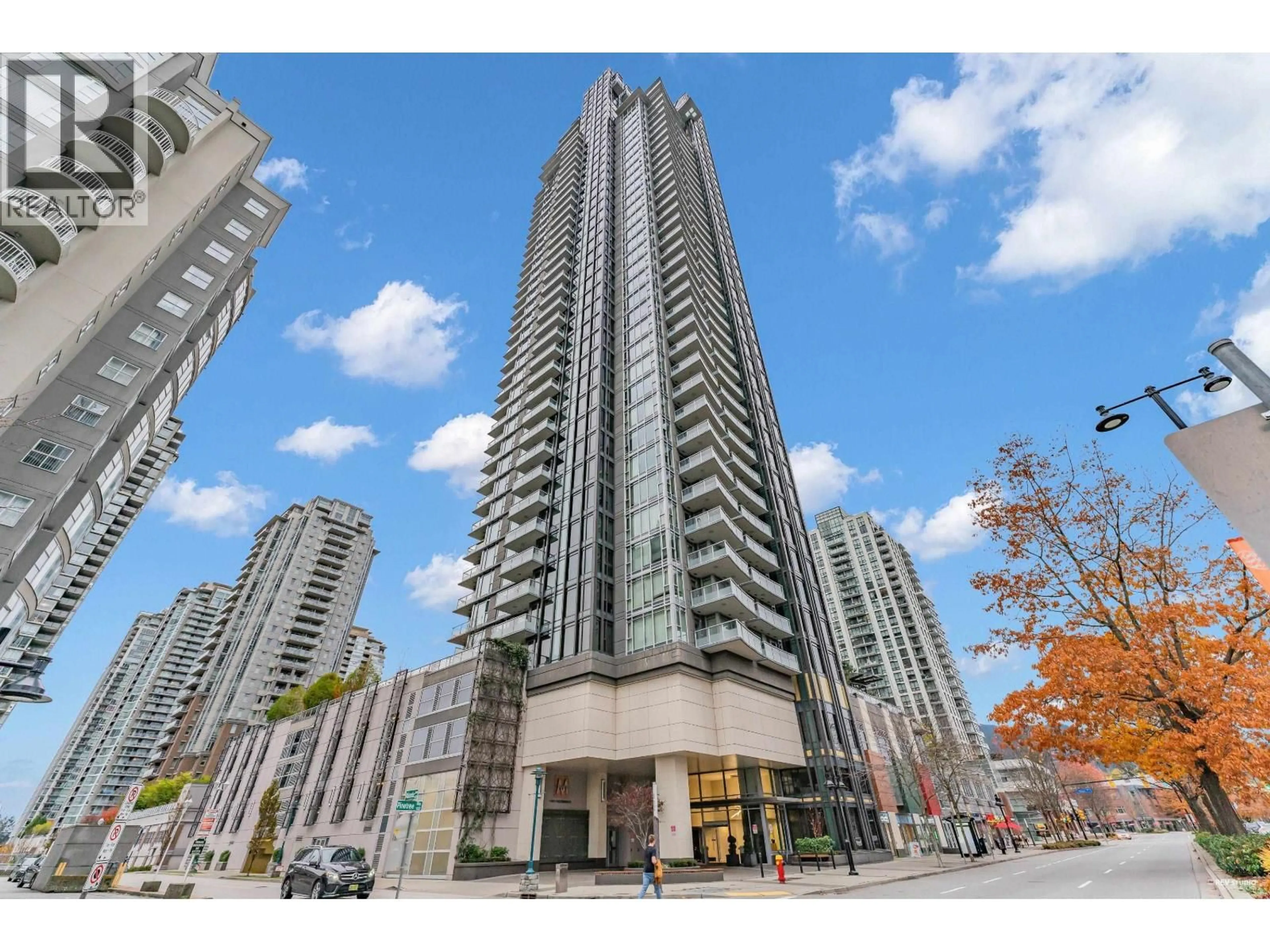 Indoor foyer for 1801 - 1188 PINETREE WAY, Coquitlam British Columbia V3B0K9