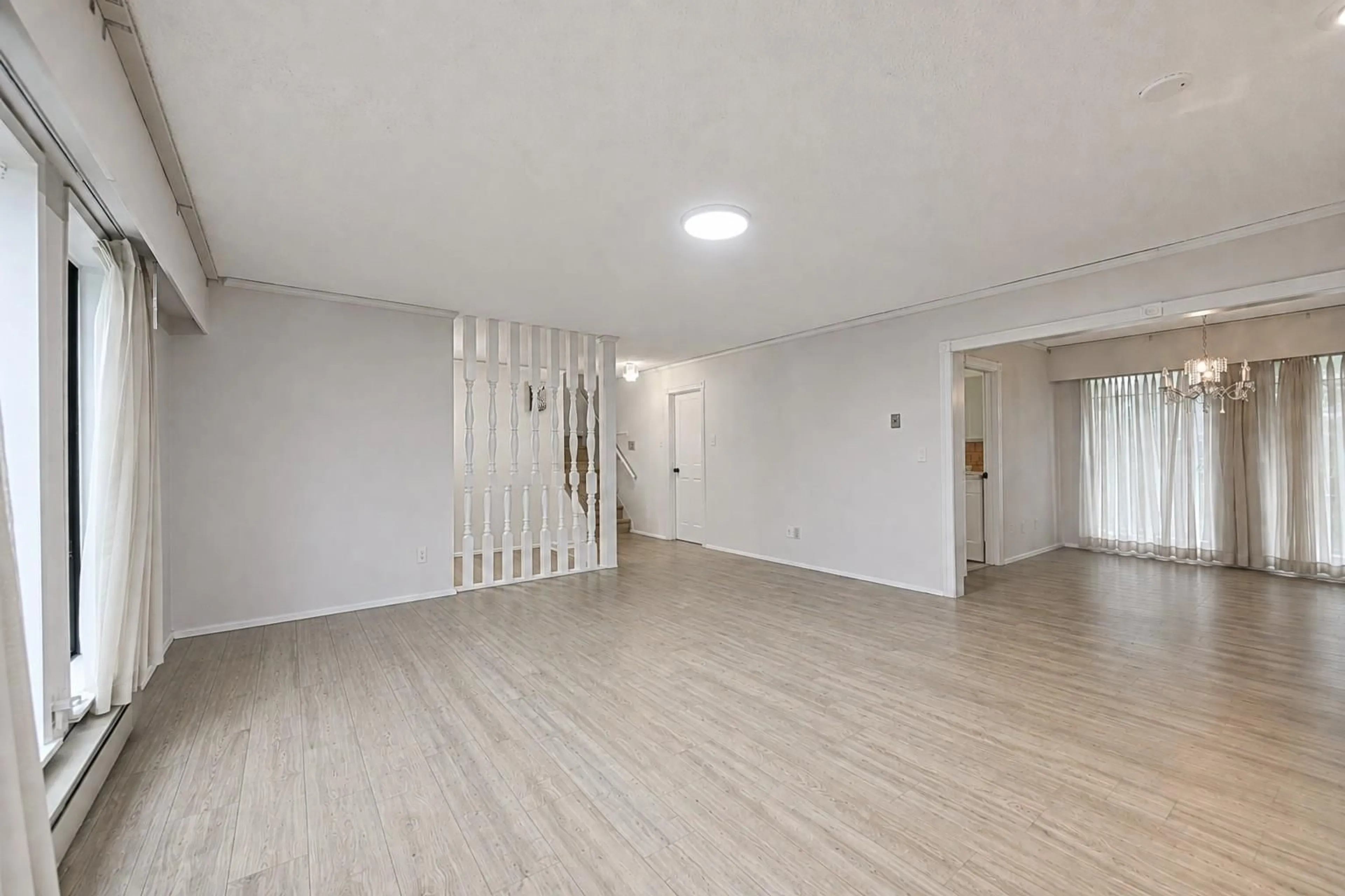A pic of a room for 2272 BEVAN CRESCENT, Abbotsford British Columbia V2T3Z5