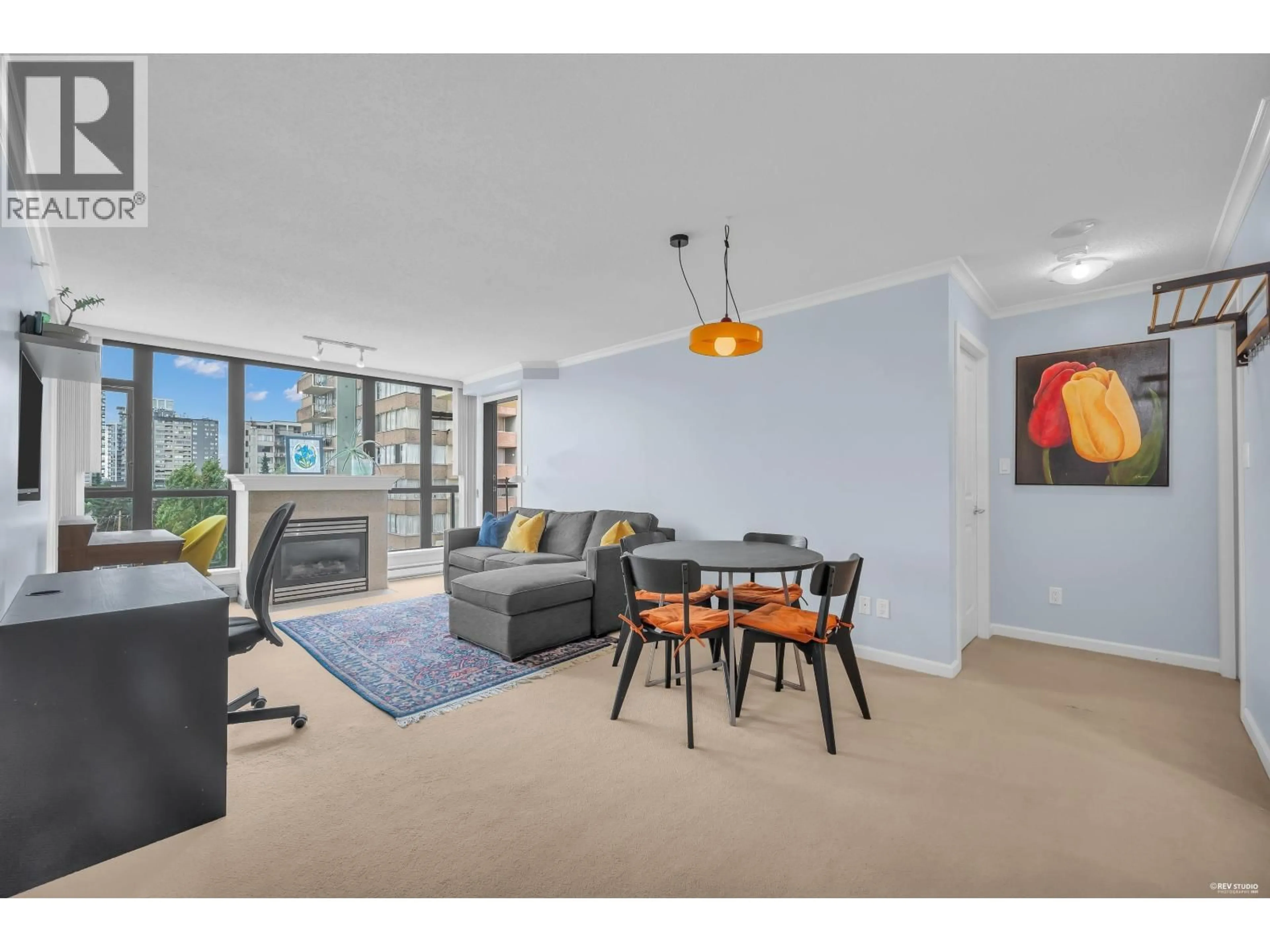 Living room with furniture, unknown for 804 - 615 HAMILTON STREET, New Westminster British Columbia V3M7A7