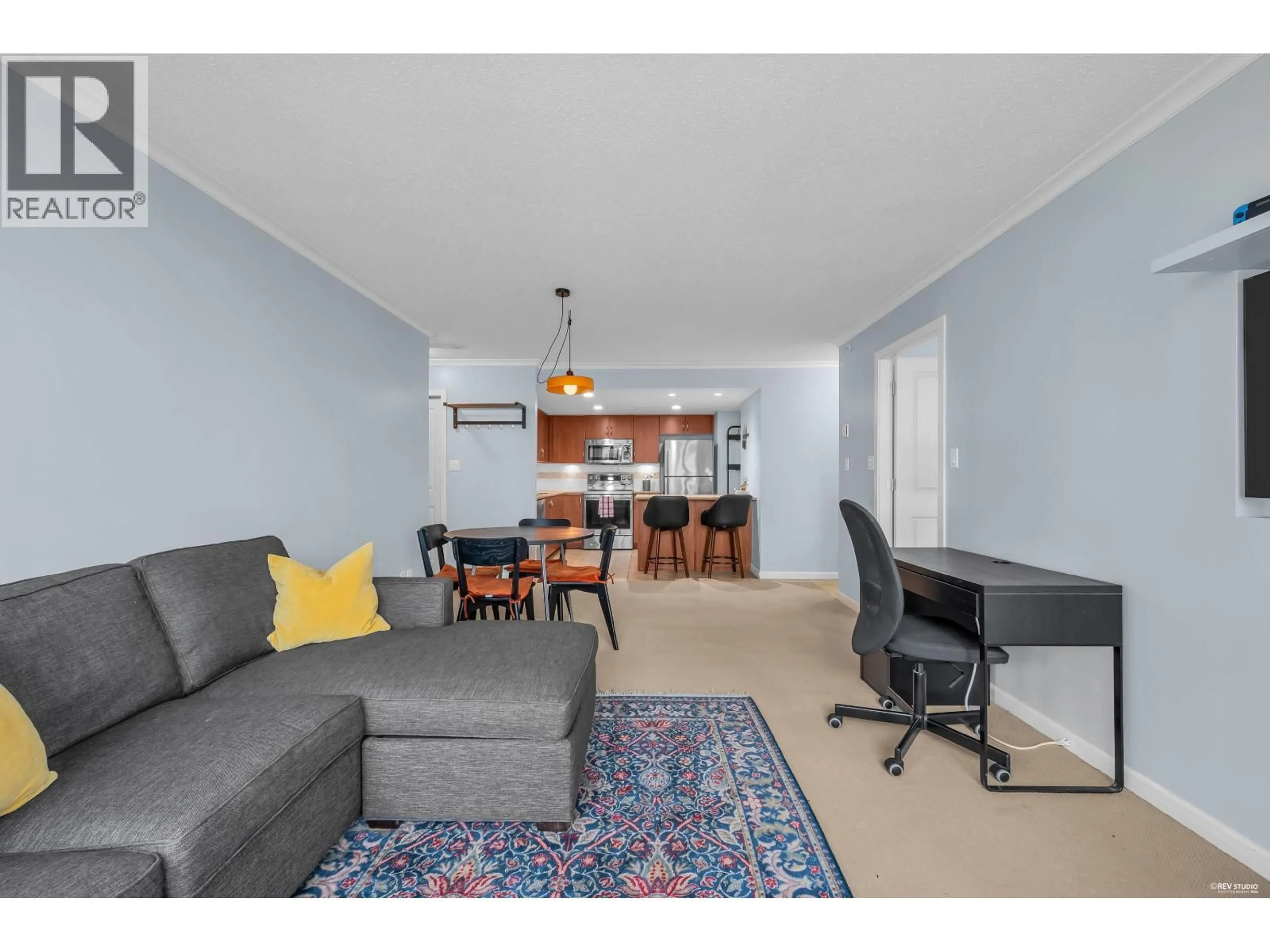 Living room with furniture, unknown for 804 - 615 HAMILTON STREET, New Westminster British Columbia V3M7A7