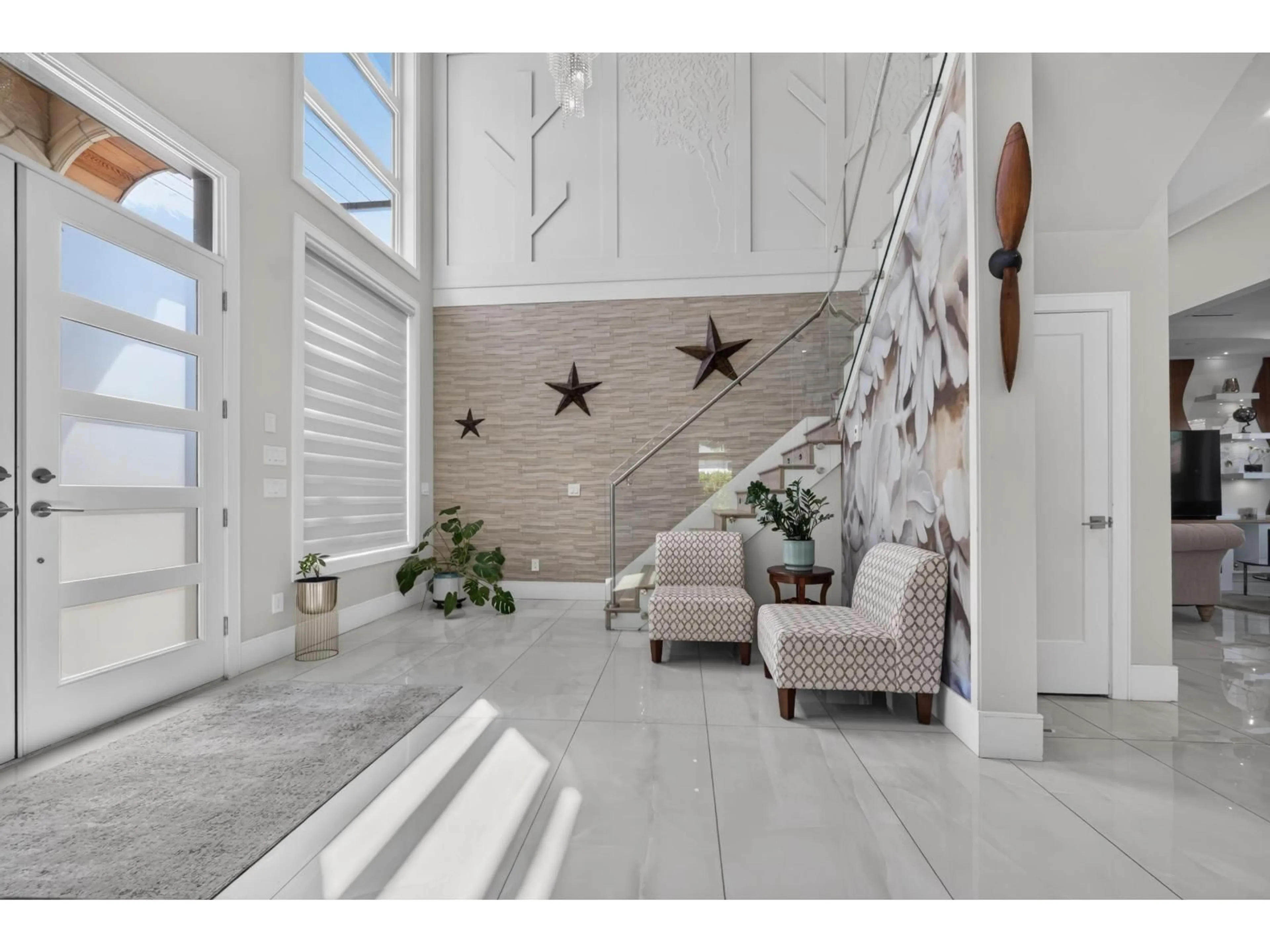 Indoor entryway for 7565 116 STREET, Delta British Columbia V4C5T5