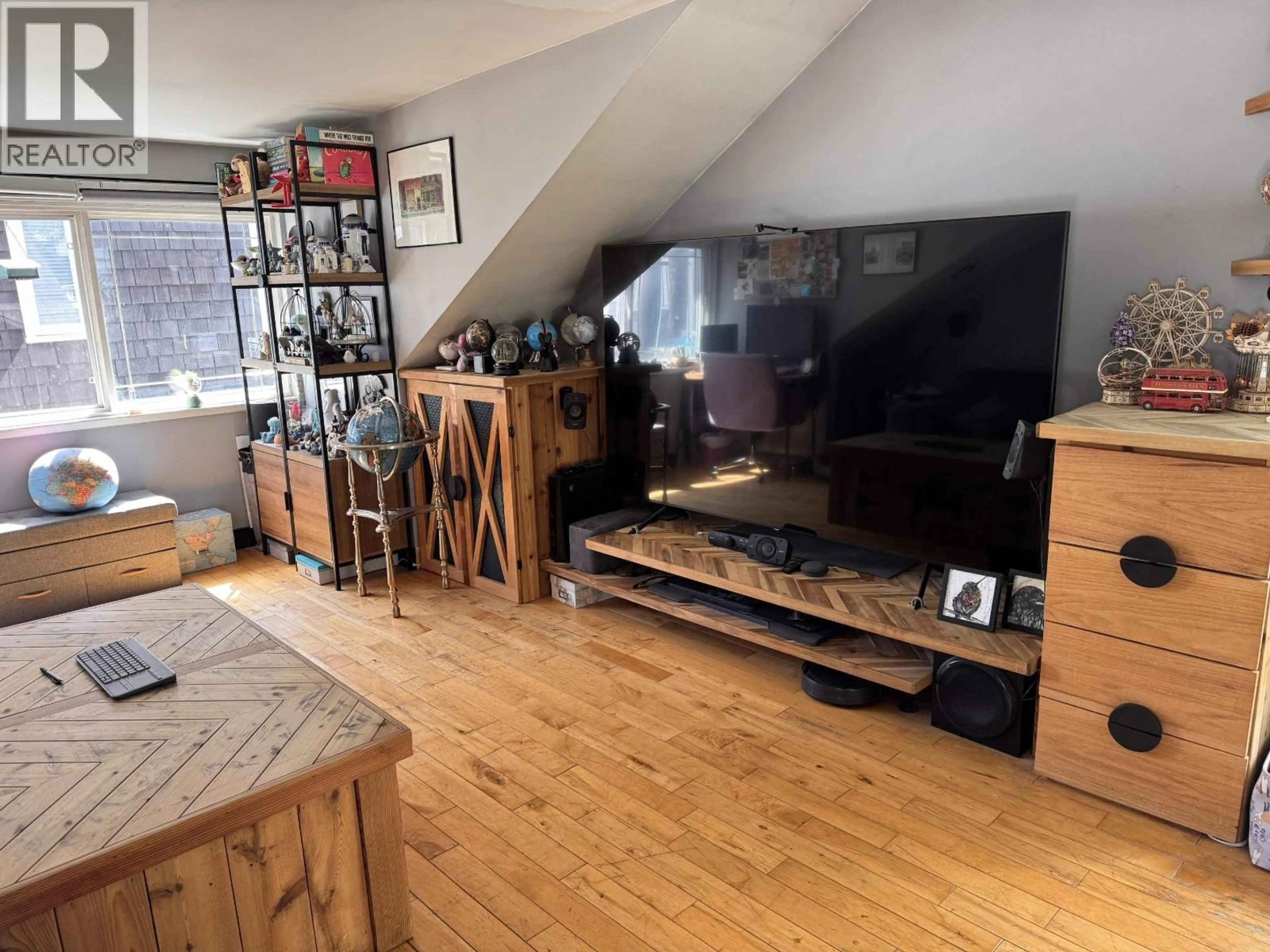 A pic of a room for 8 - 23000 DYKE ROAD, Richmond British Columbia V6V2H3