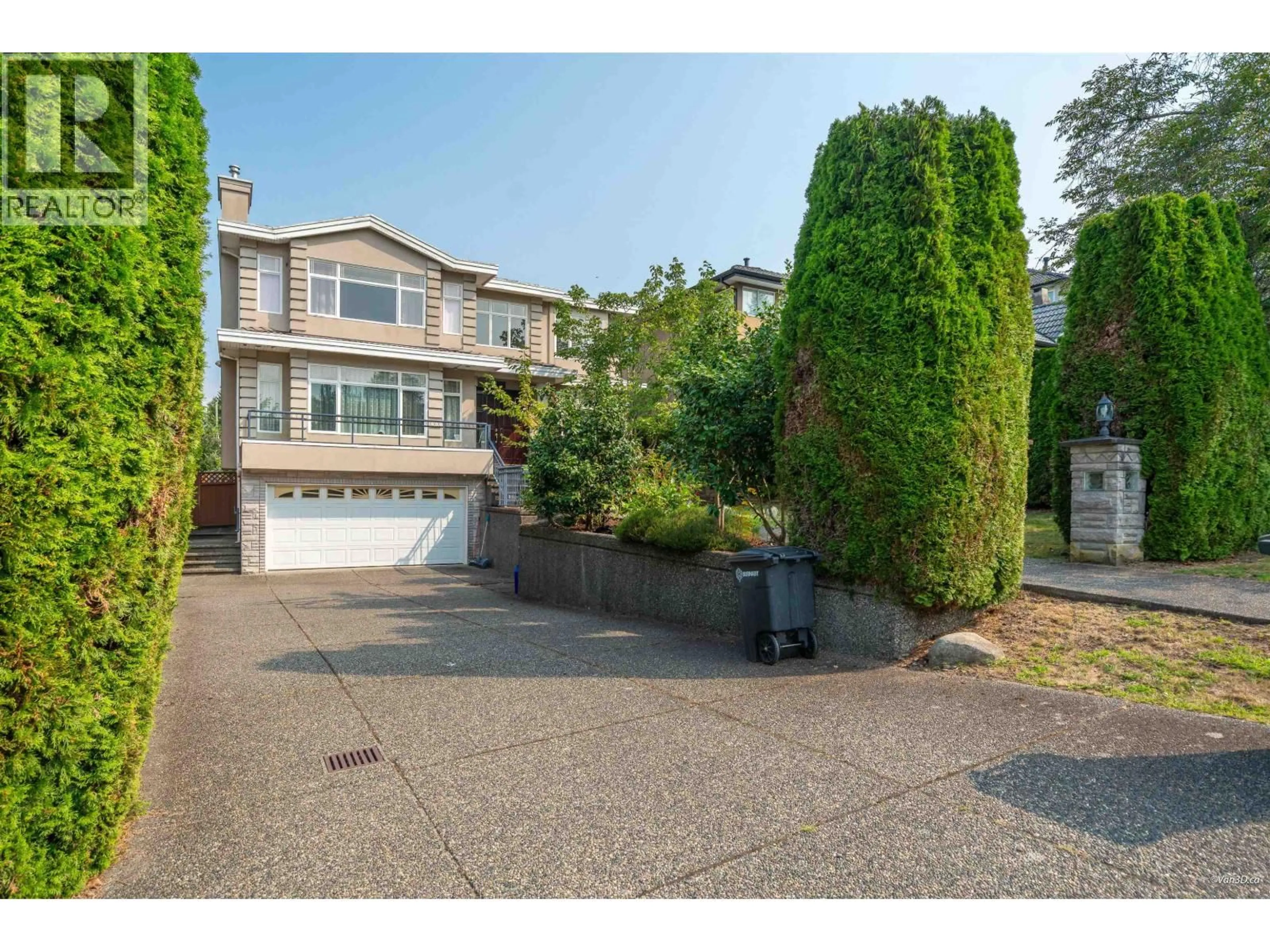 A pic from outside/outdoor area/front of a property/back of a property/a pic from drone, street for 7157 RIDGEVIEW DRIVE, Burnaby British Columbia V5A4S1
