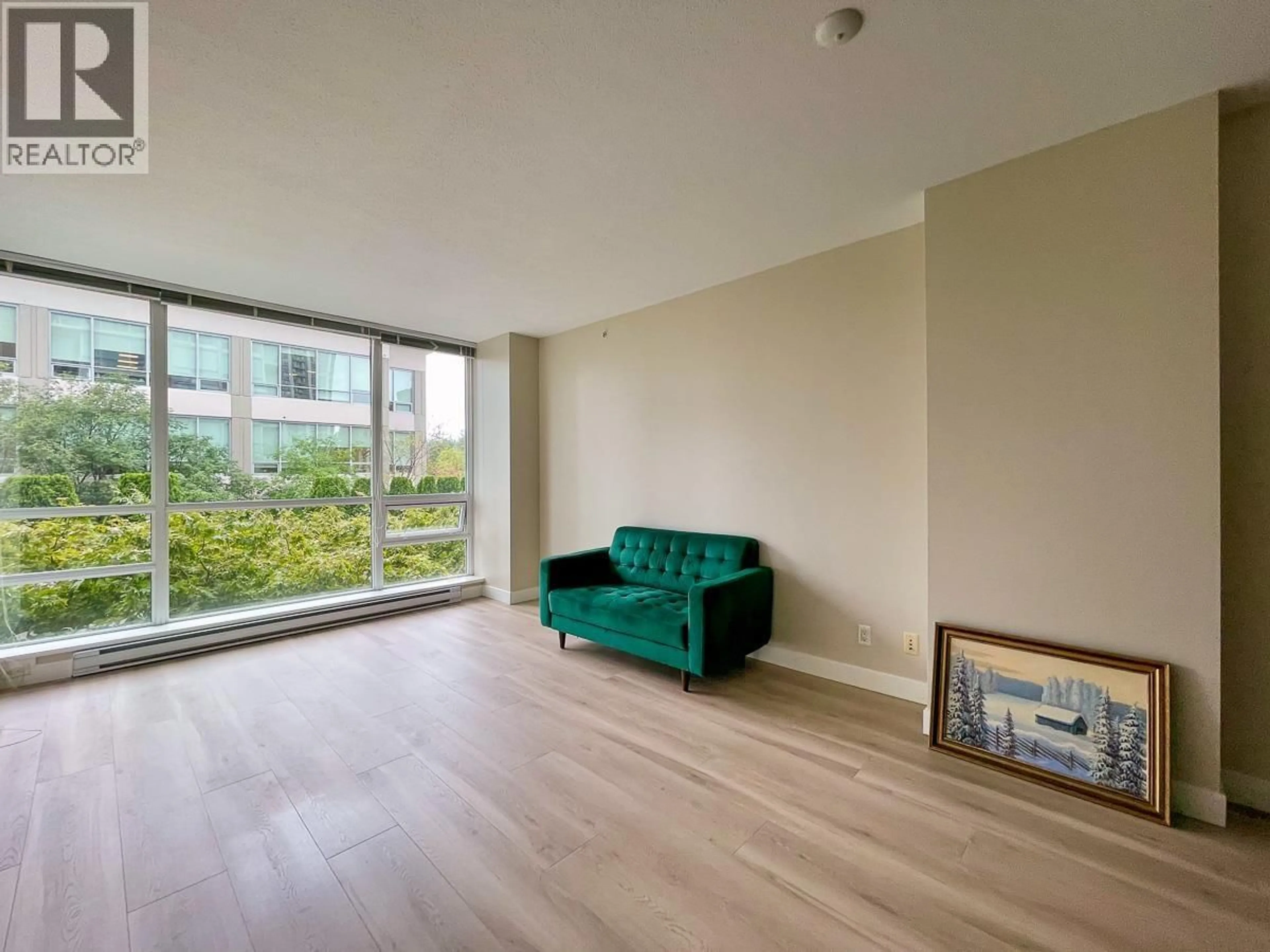 A pic of a room for 602 - 2968 GLEN DRIVE, Coquitlam British Columbia V3B0C4