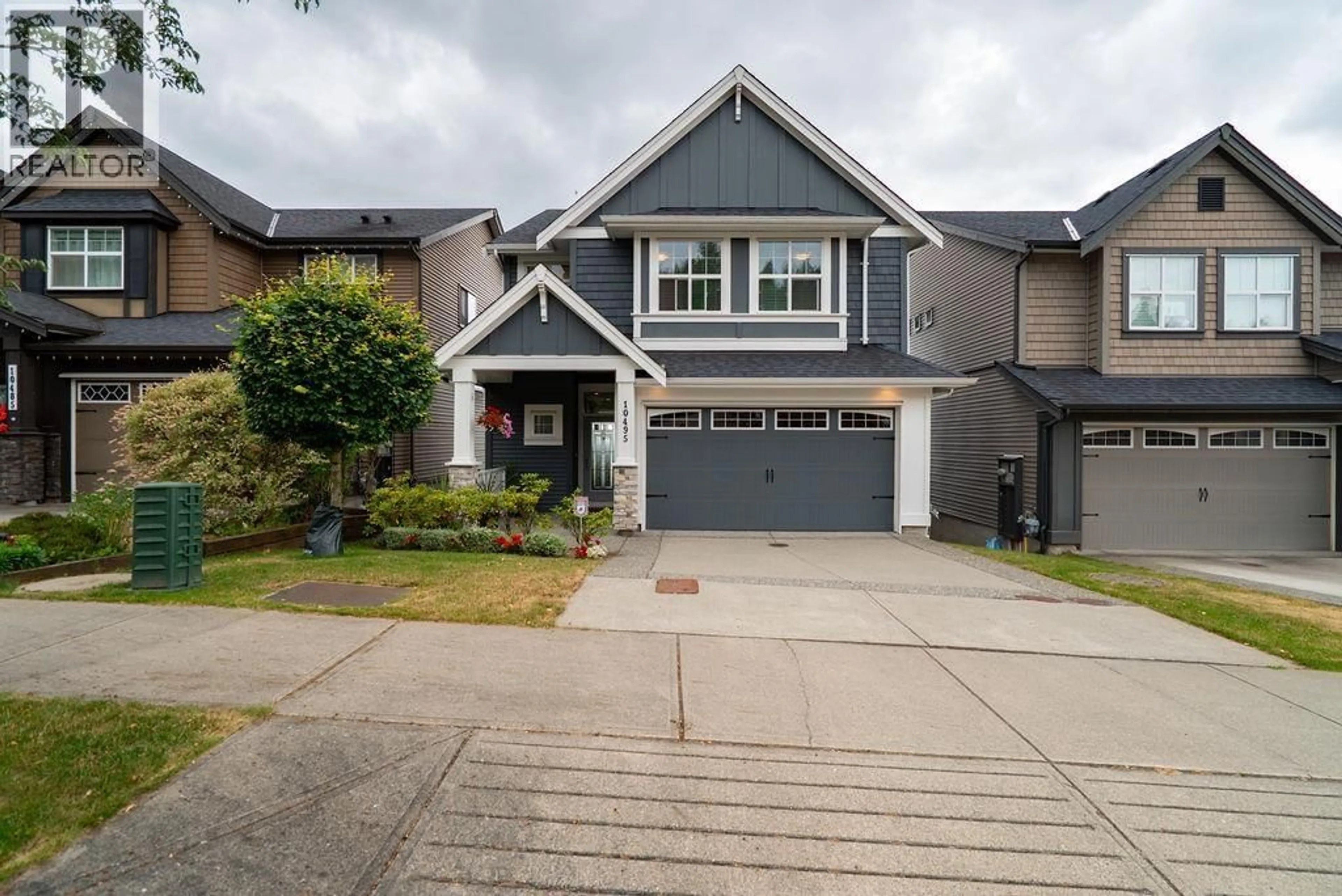 A pic from outside/outdoor area/front of a property/back of a property/a pic from drone, street for 10495 248 STREET, Maple Ridge British Columbia V2W0H8