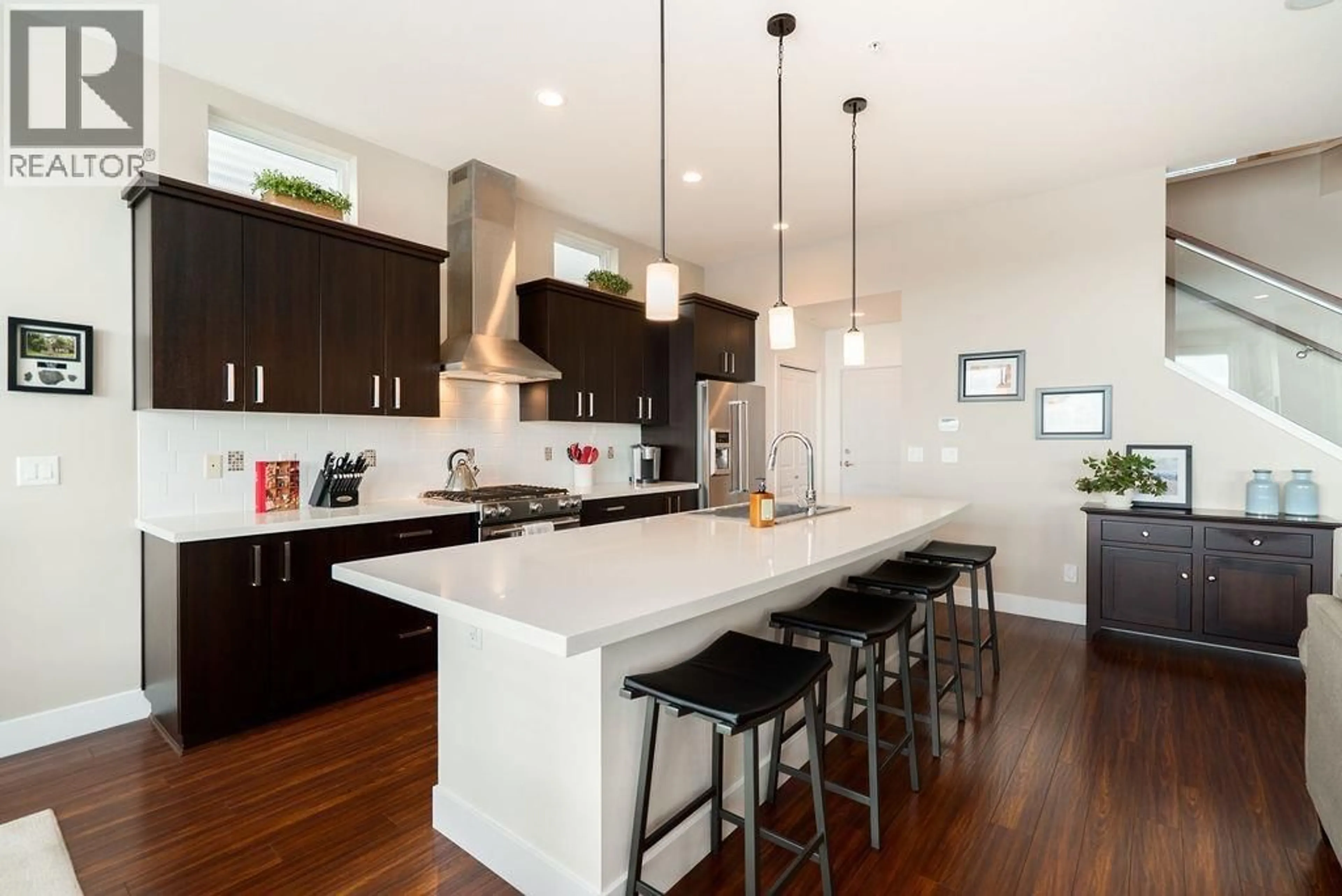 Contemporary kitchen, unknown for 10495 248 STREET, Maple Ridge British Columbia V2W0H8