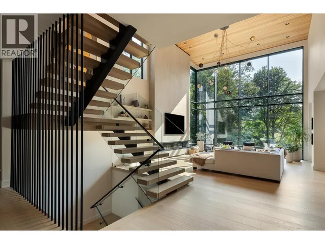 450 MACBETH CRESCENT, West Vancouver 3