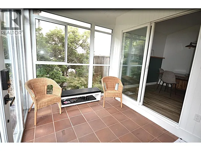 2280 KING ALBERT AVENUE, Coquitlam 2