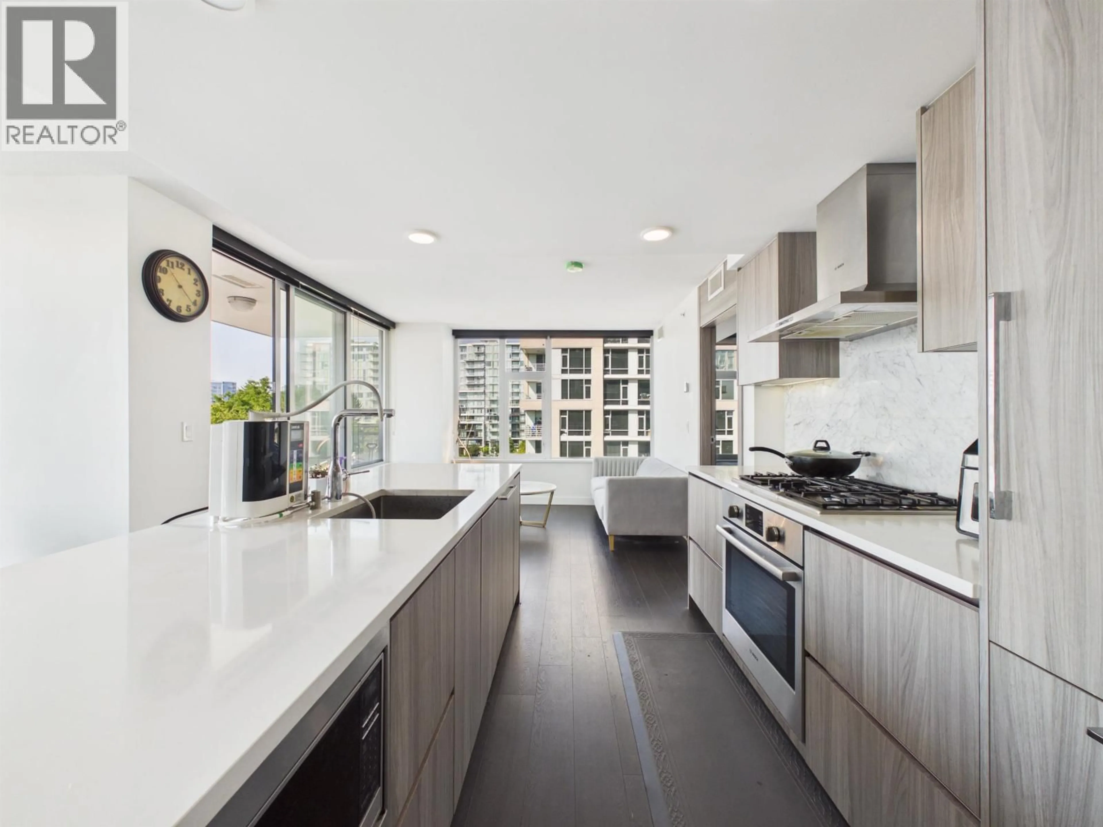 Contemporary kitchen, unknown for 723 - 3300 KETCHESON ROAD, Richmond British Columbia V6X0S5