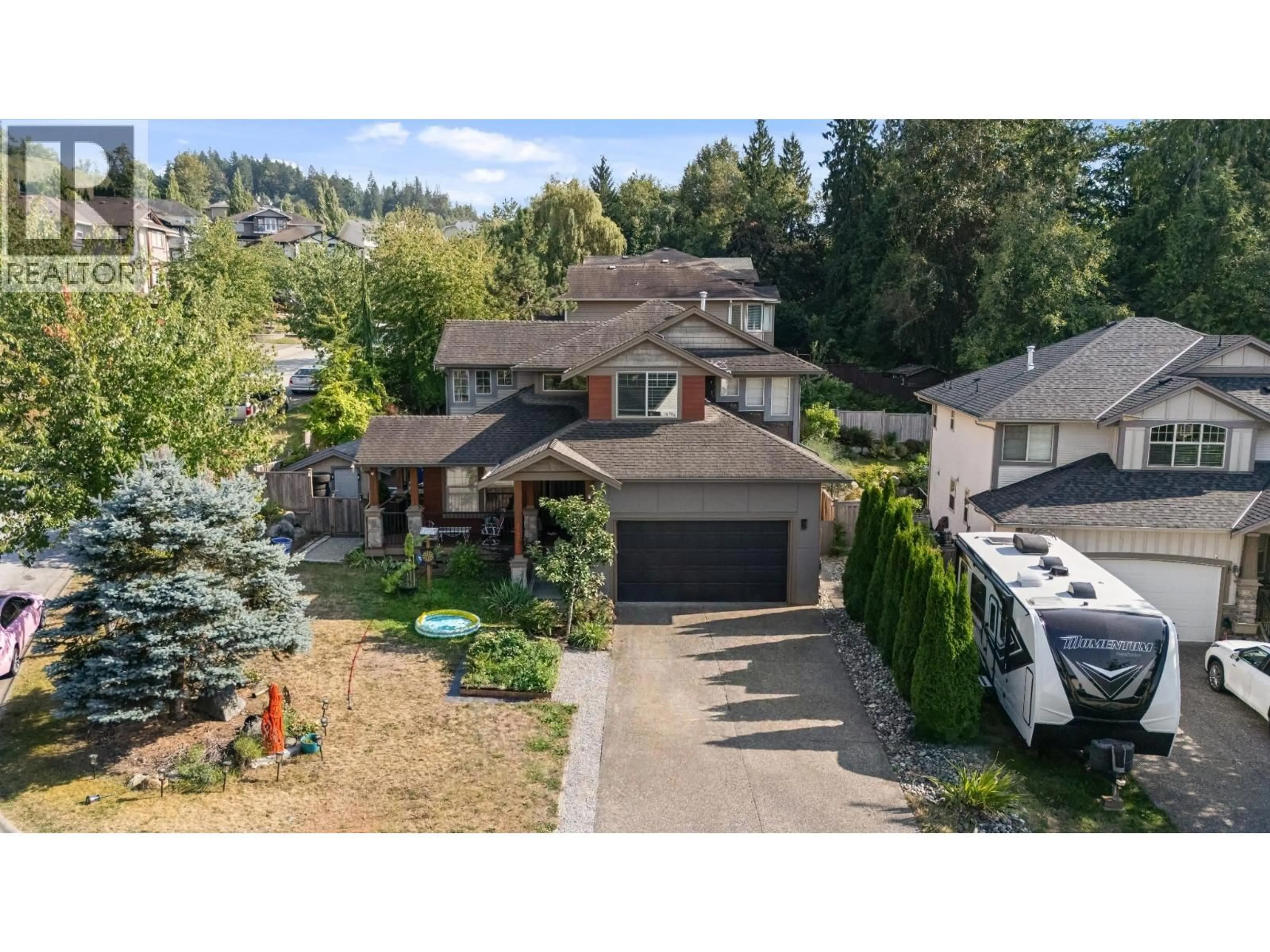 A pic from outside/outdoor area/front of a property/back of a property/a pic from drone, street for 24760 KIMOLA DRIVE, Maple Ridge British Columbia V2W0A6