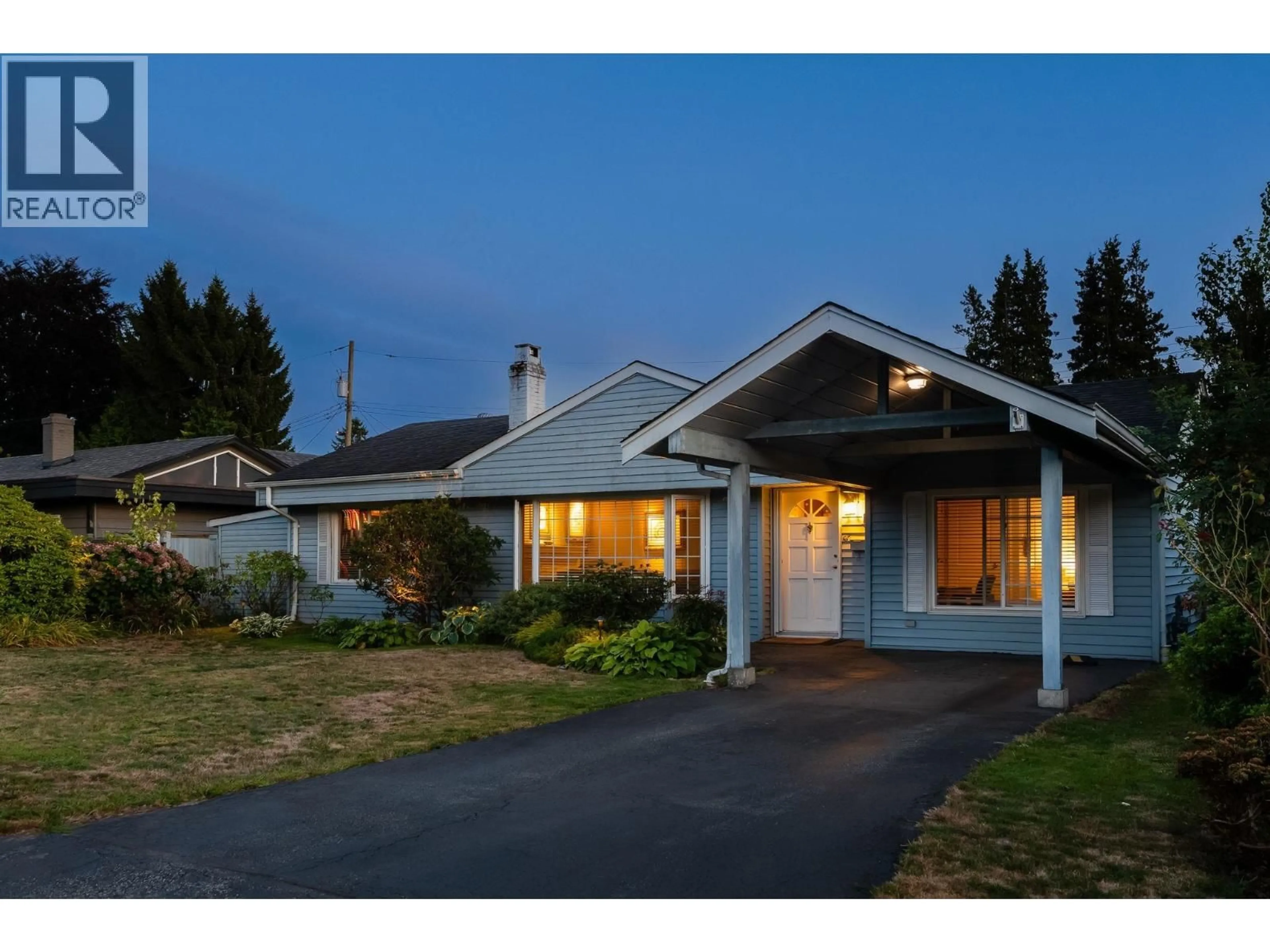 Home with vinyl exterior material, street for 1283 PINEWOOD CRESCENT, North Vancouver British Columbia V7P1G1